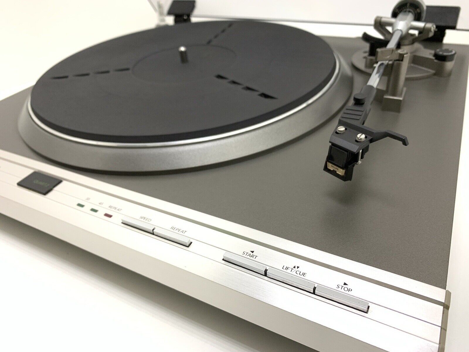 MITSUBISHI DP EC8 Quartz Logic Automatic Turntable Vintage 1981 Work Good Look