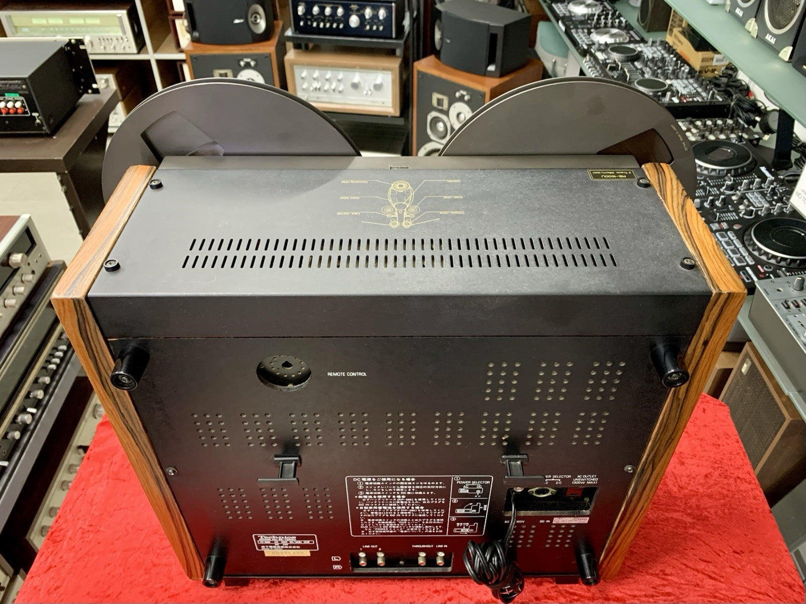 TECHNICS RS 1506U Reel to Reel 2&4 Track 10" Tape WORK w/Original BOX LIKE NEW