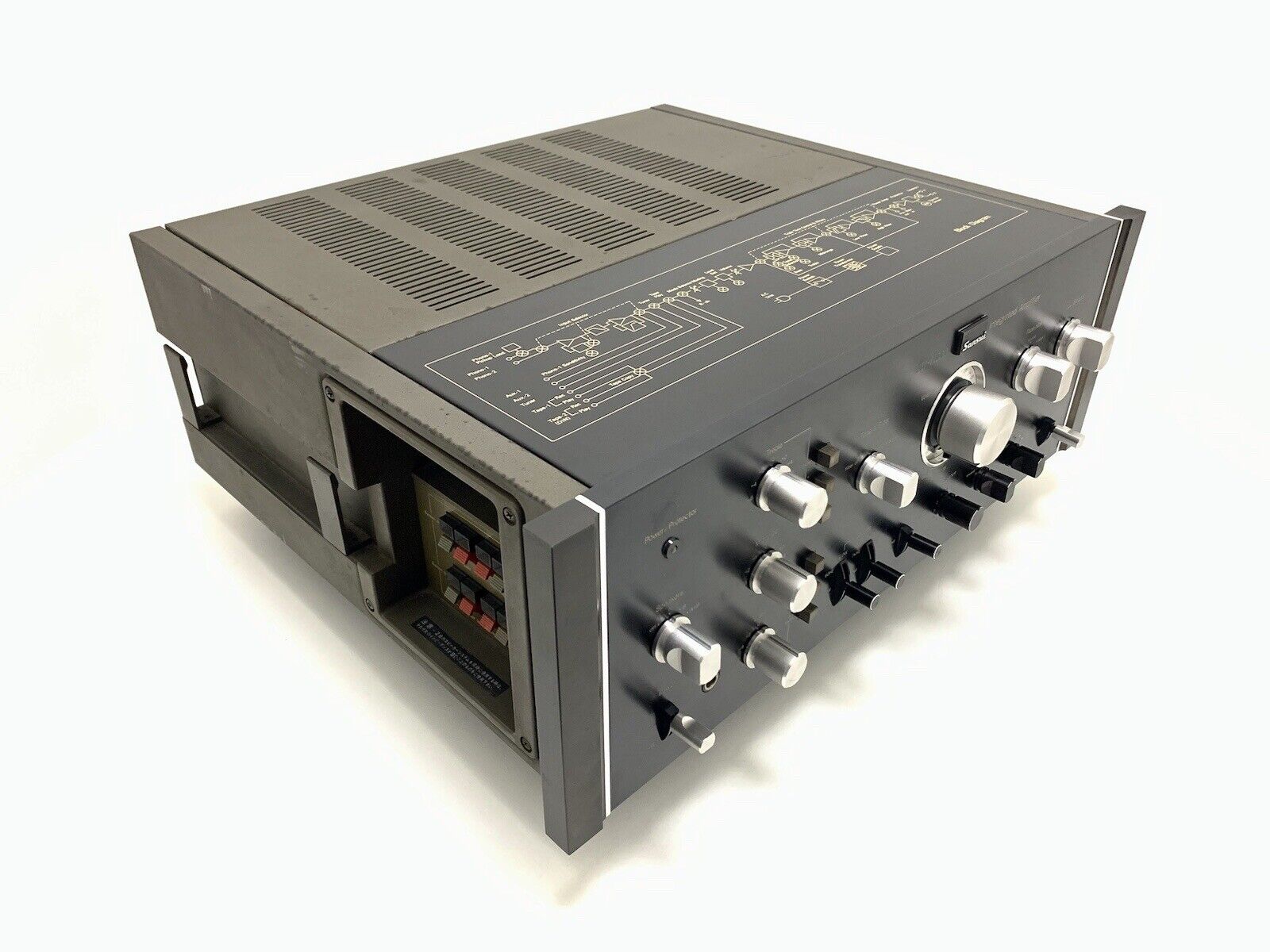 SANSUI AU 11000 RARE Integrated Stereo Amplifier 220W RMS Vintage 1975 GOOD LOOK