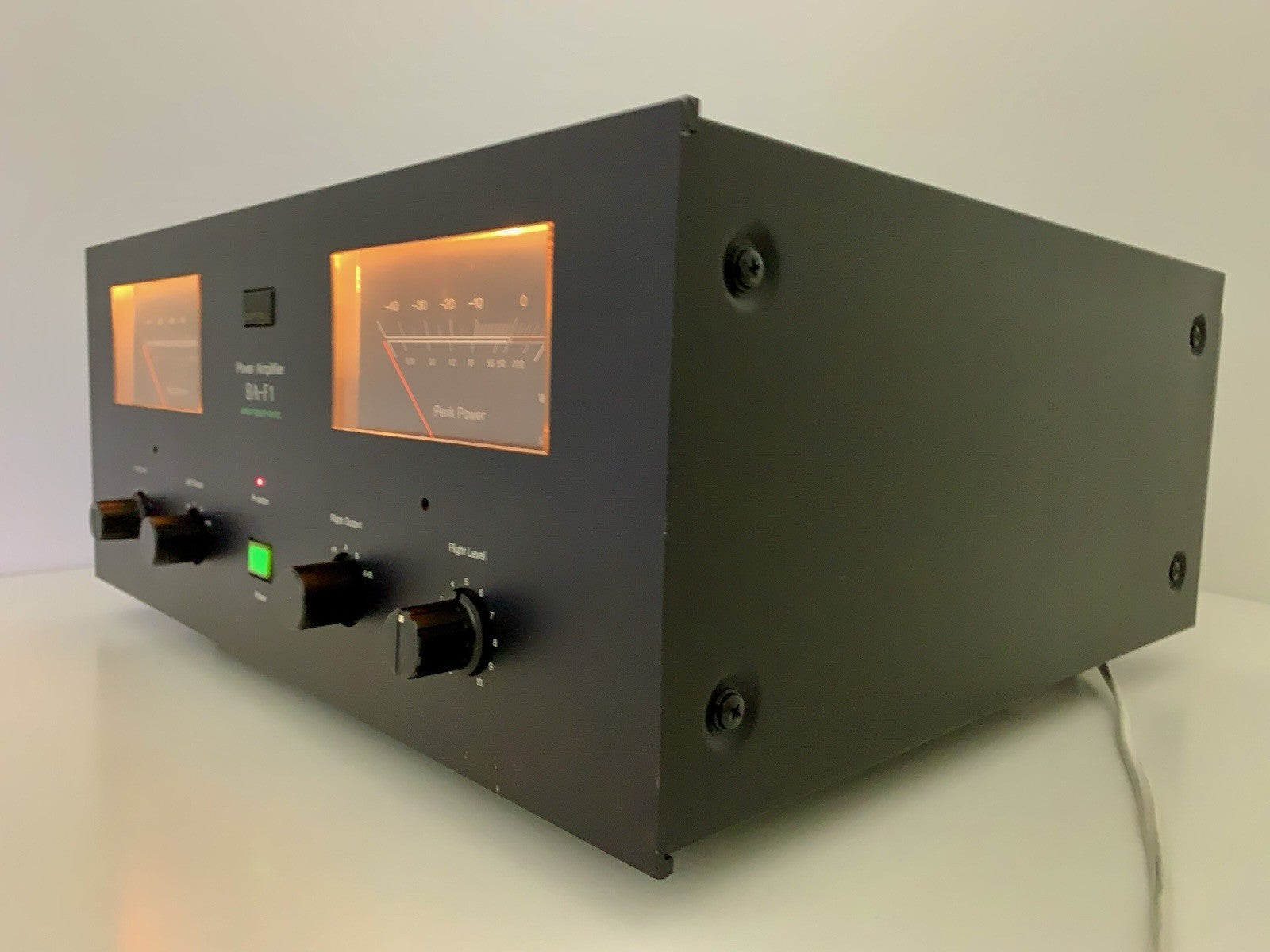 SANSUI BA F1 Stereo Power Amplifier 2X 110 Watts RMS Vintage 1979 WORK Good Look