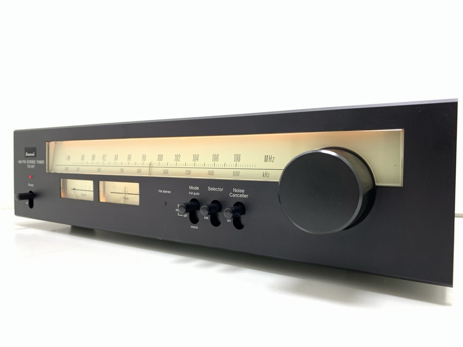 SANSUI TU 317 AM/FM Stereo Tuner Vintage 1978 High End Working 100% Good Look