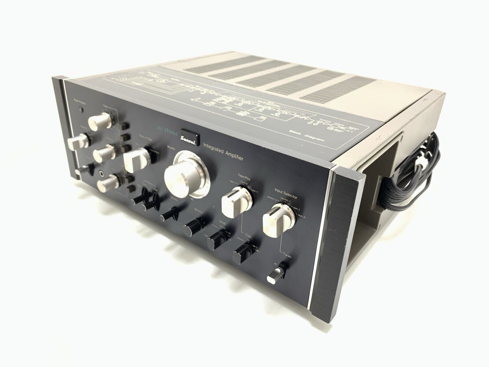 SANSUI AU 11000A Integrated Stereo Amplifier 2 X 110 WRMS Vintage 1977 GOOD LOOK