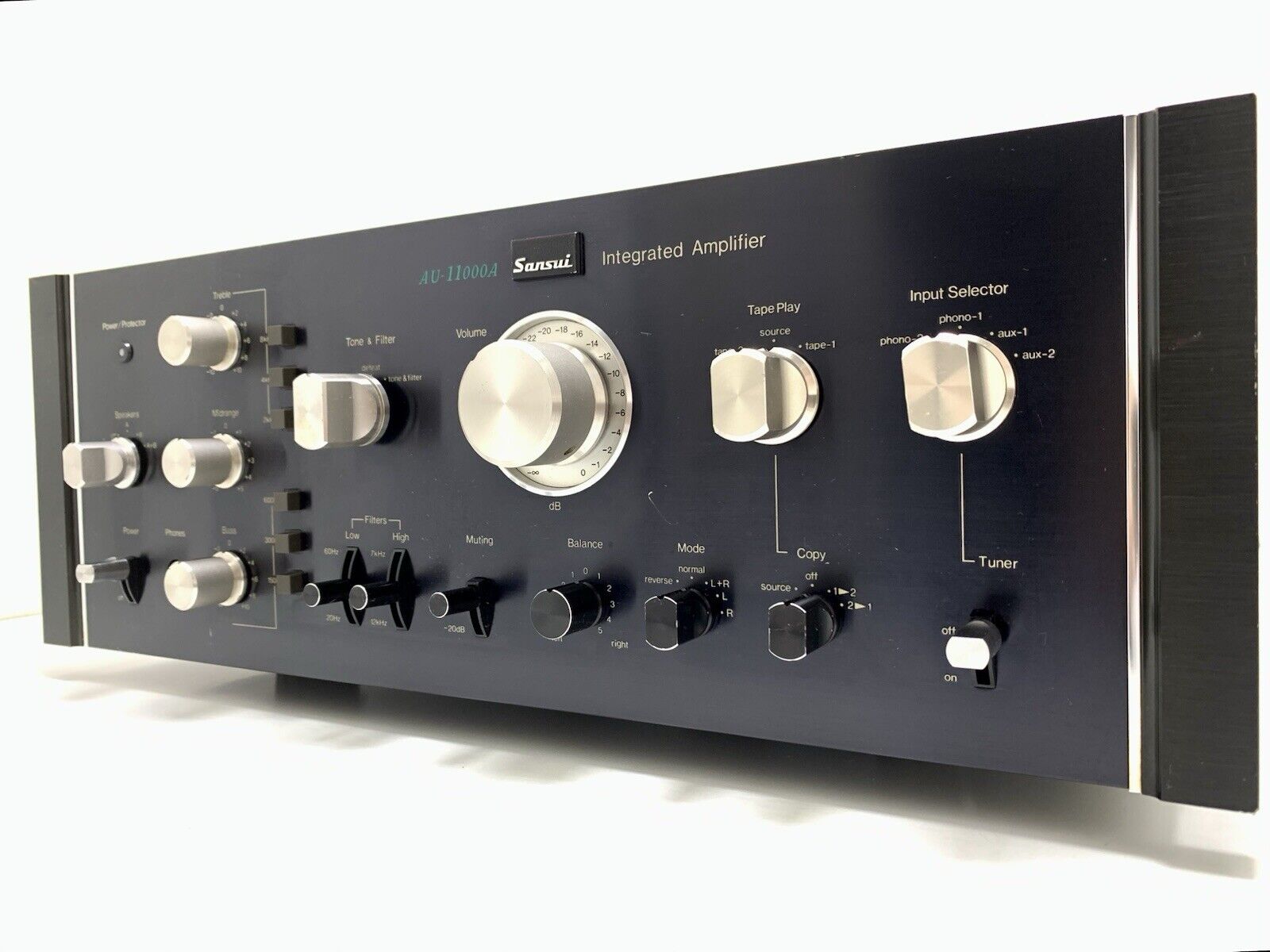 SANSUI AU 11000A Integrated Stereo Amplifier 2 X 110 WRMS Vintage 1977 GOOD LOOK