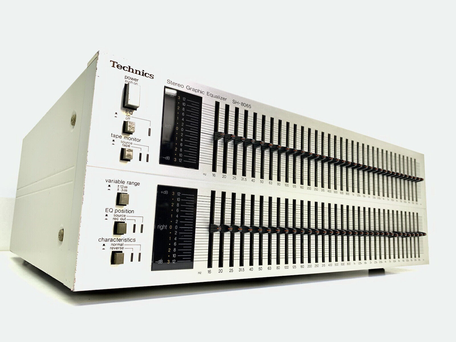 TECHNICS SH-8065 Stereo Graphic Equalizer 33 Bands Vintage 1983 Working LIKE NEW