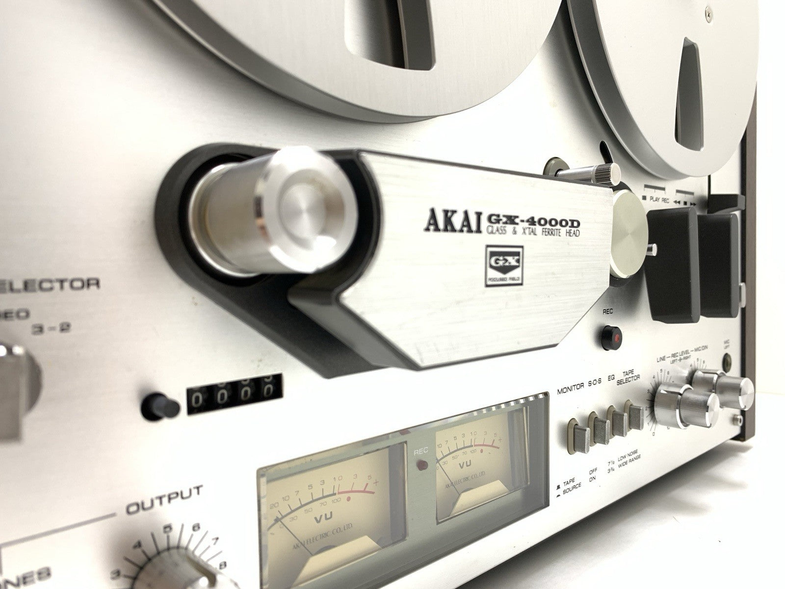 AKAI GX 4000D Reel to Reel Stereo 3Head 4 Track Tape Vintage 1976 WORK Good Look