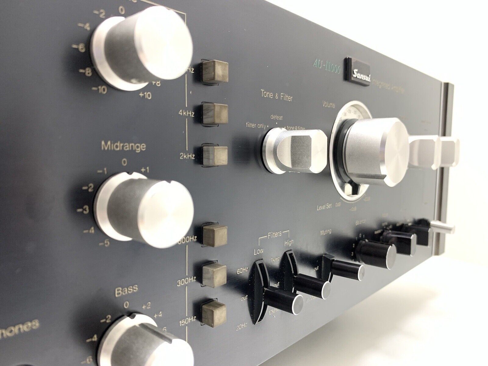 SANSUI AU 11000 RARE Integrated Stereo Amplifier 220W RMS Vintage 1975 GOOD LOOK