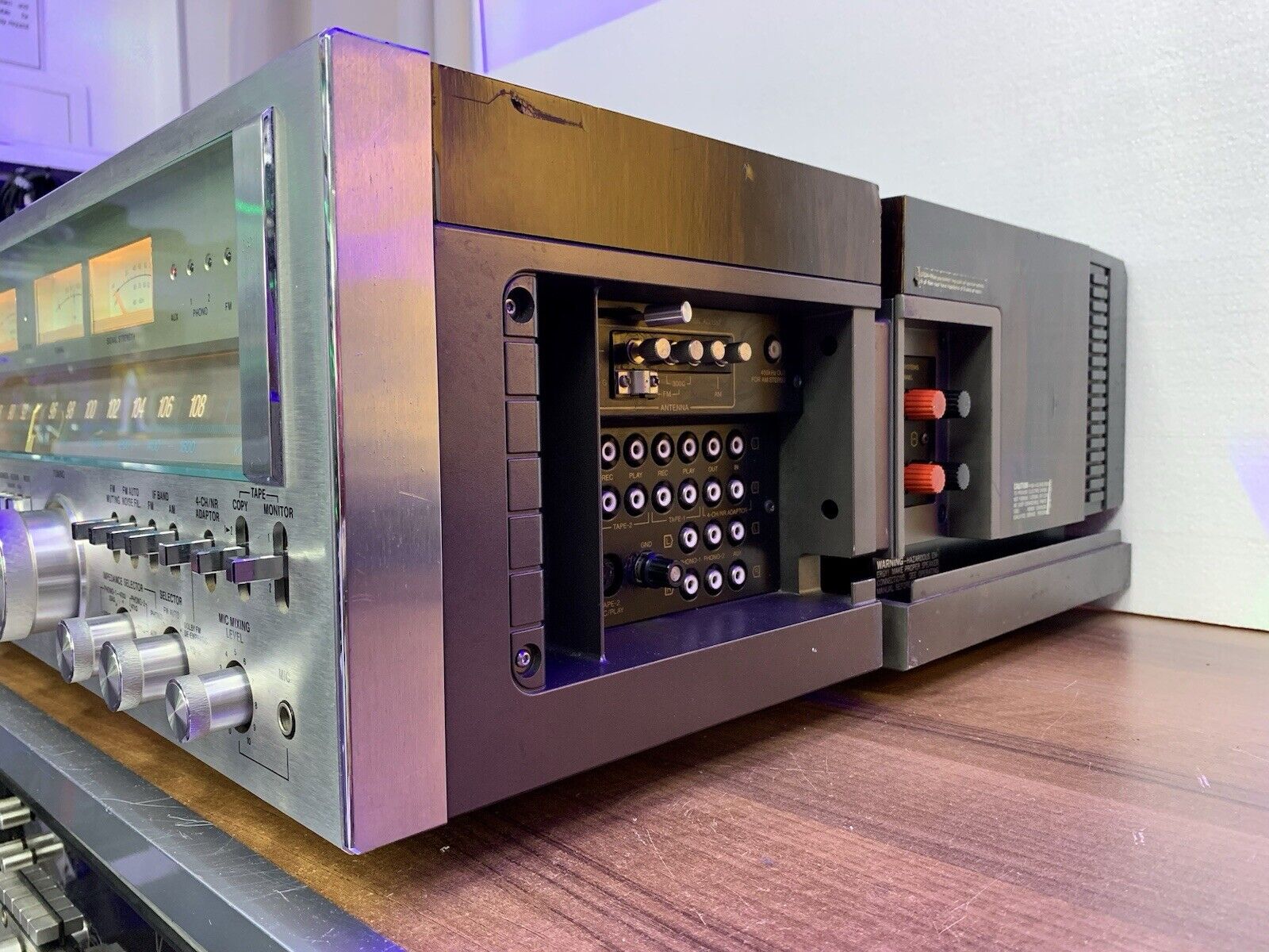 SANSUI G 22000 Stereo Receiver 220+220 Watts RMS Vintage 1978 Working Good Look