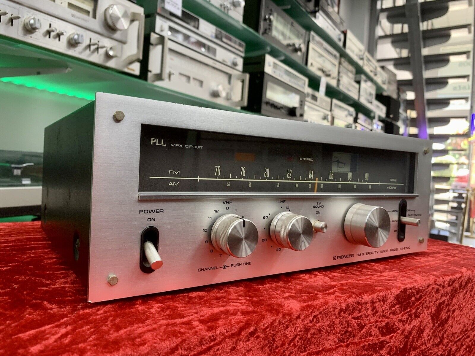 PIONEER TX-6700 TV VHF UHF AM FM Stereo RARE Tuner Vintage 1975 WORK Good Look