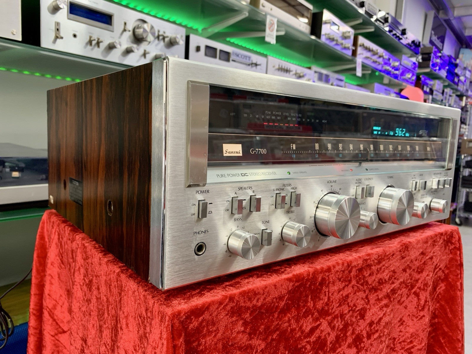 SANSUI G 7700 Top Stereo Receiver 2 X 120 Watts RMS Vintage 1979 WORK GOOD LOOK