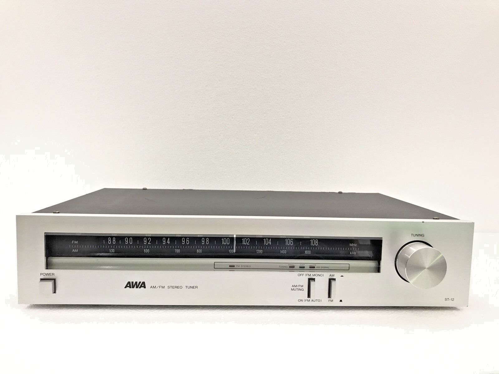 AWA AM/FM Stereo Tuner ST-120 Vintage 70' Very Rare  Made In Australia Like New