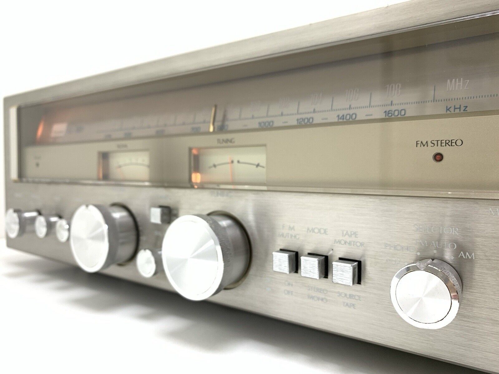 SANSUI G 301 / G-3000 Stereo Receiver 26+26Watts RMS Vintage 1978 WORK Good Look