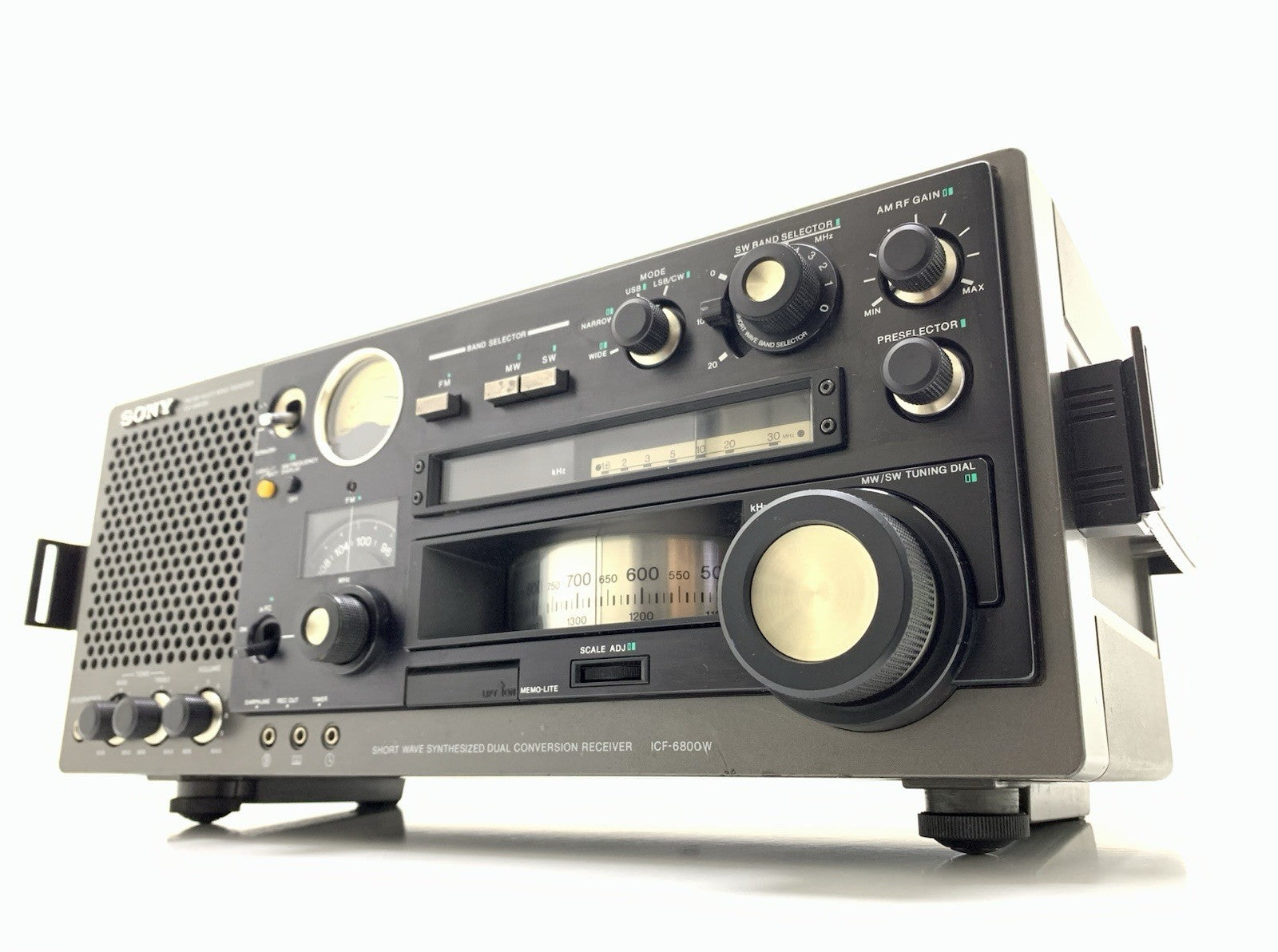 Sony ICF 6800W World Band Receiver Professional Radio Multiband Vintag Work Good