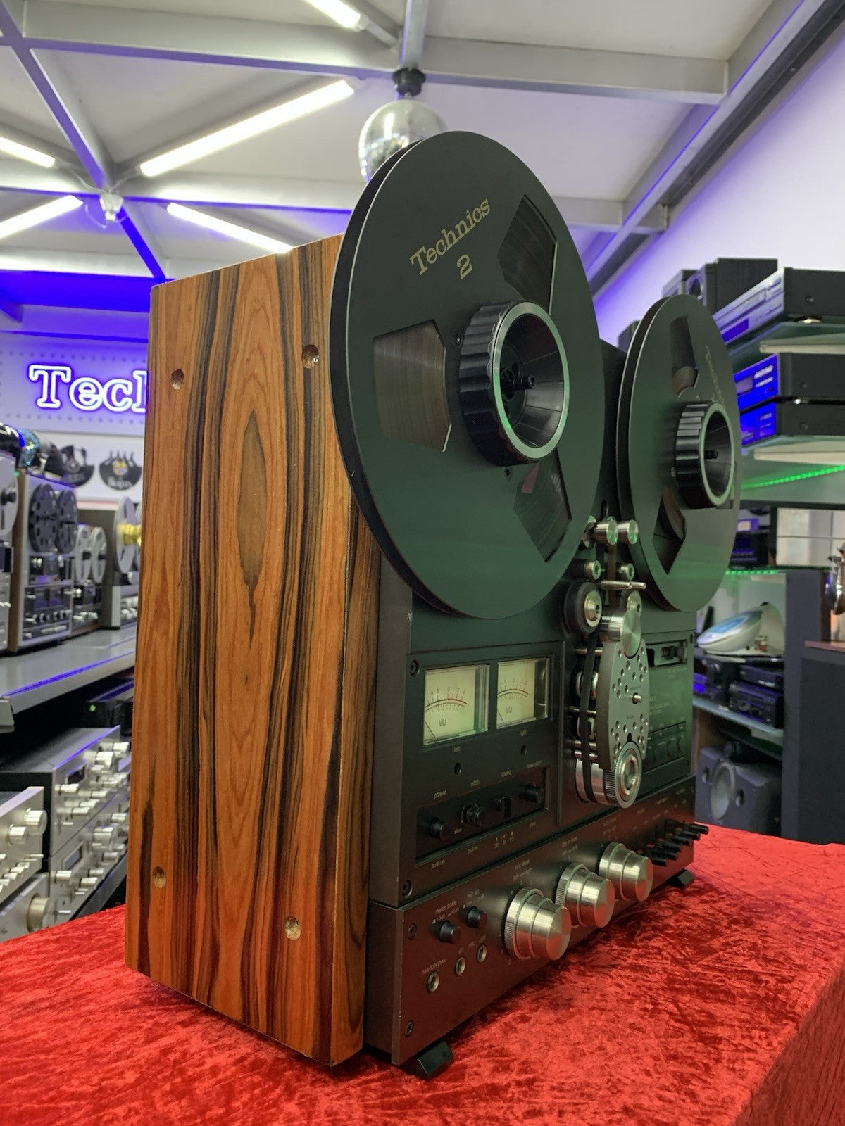 TECHNICS RS 1506U Reel to Reel 2&4 Track 10" Tape WORK w/Original BOX LIKE NEW