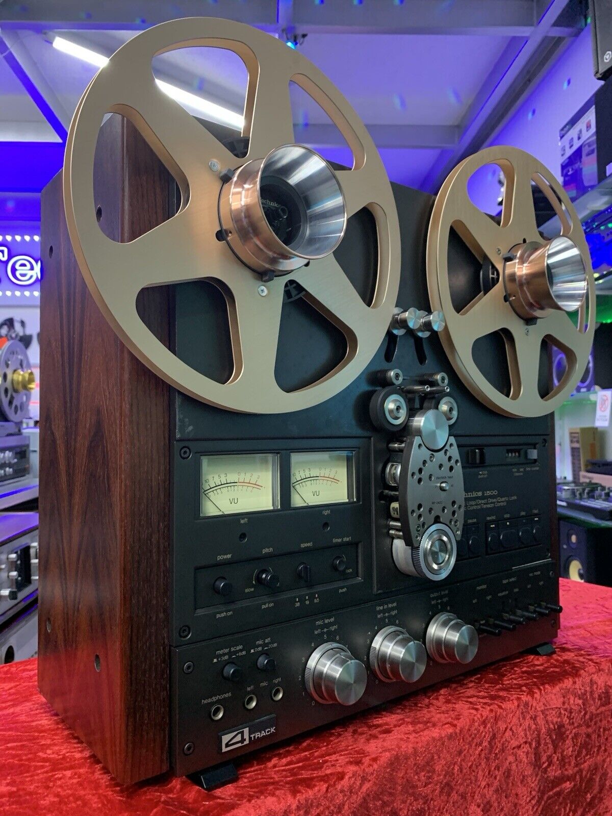 TECHNICS RS 1506U Reel to Reel 2 & 4 Track 10