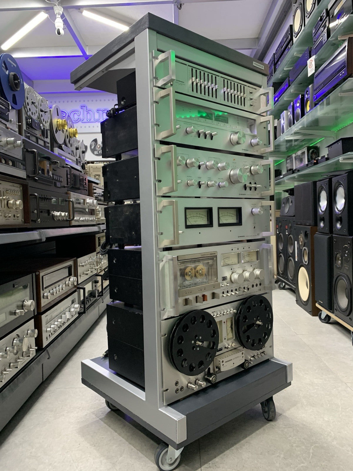 Hi End Rack PIONEER Hi End System Rack JA R2S SG 100 F 73 C 73 M 73 CT 800 RT 707 ...