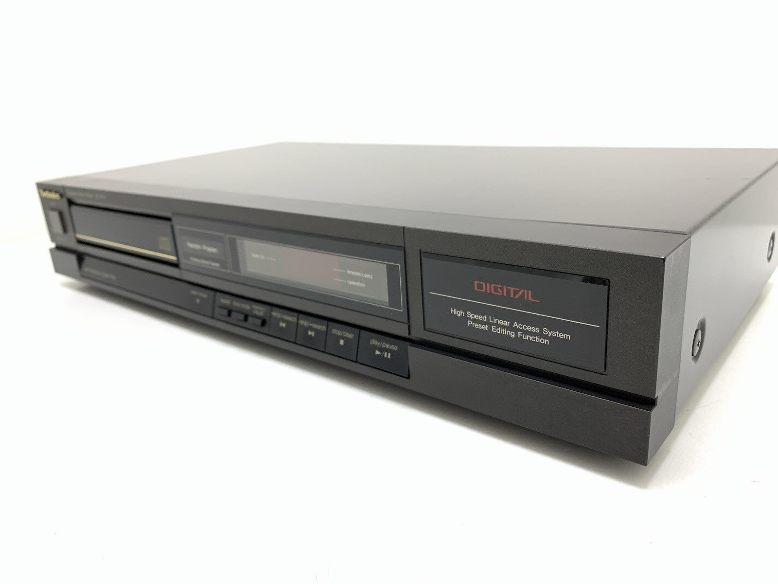 TECHNICS SL P111  CD Stereo Compact Disc Player Vintage 1987 Working Good Look