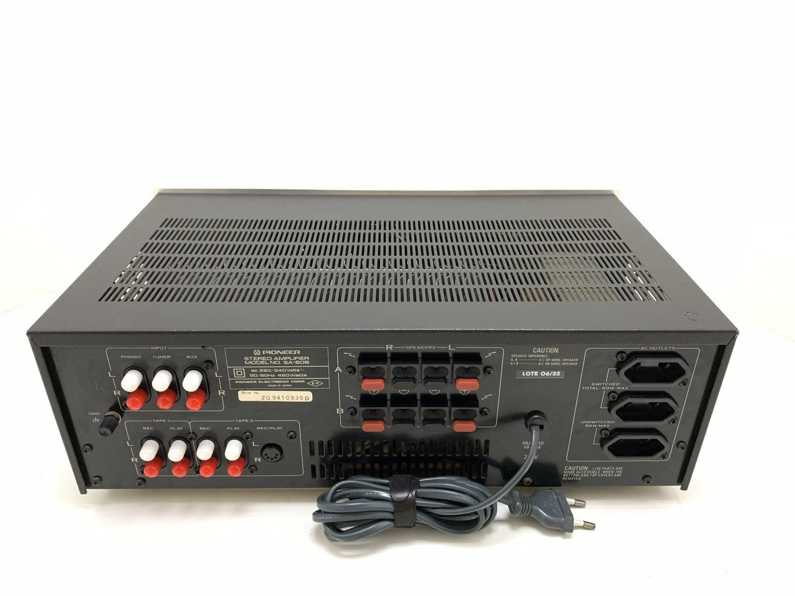 PIONEER SA 608 Stereo HiFi Amplifier 45+45 Watts RMS Vintage 1979 WORK GOOD LOOK