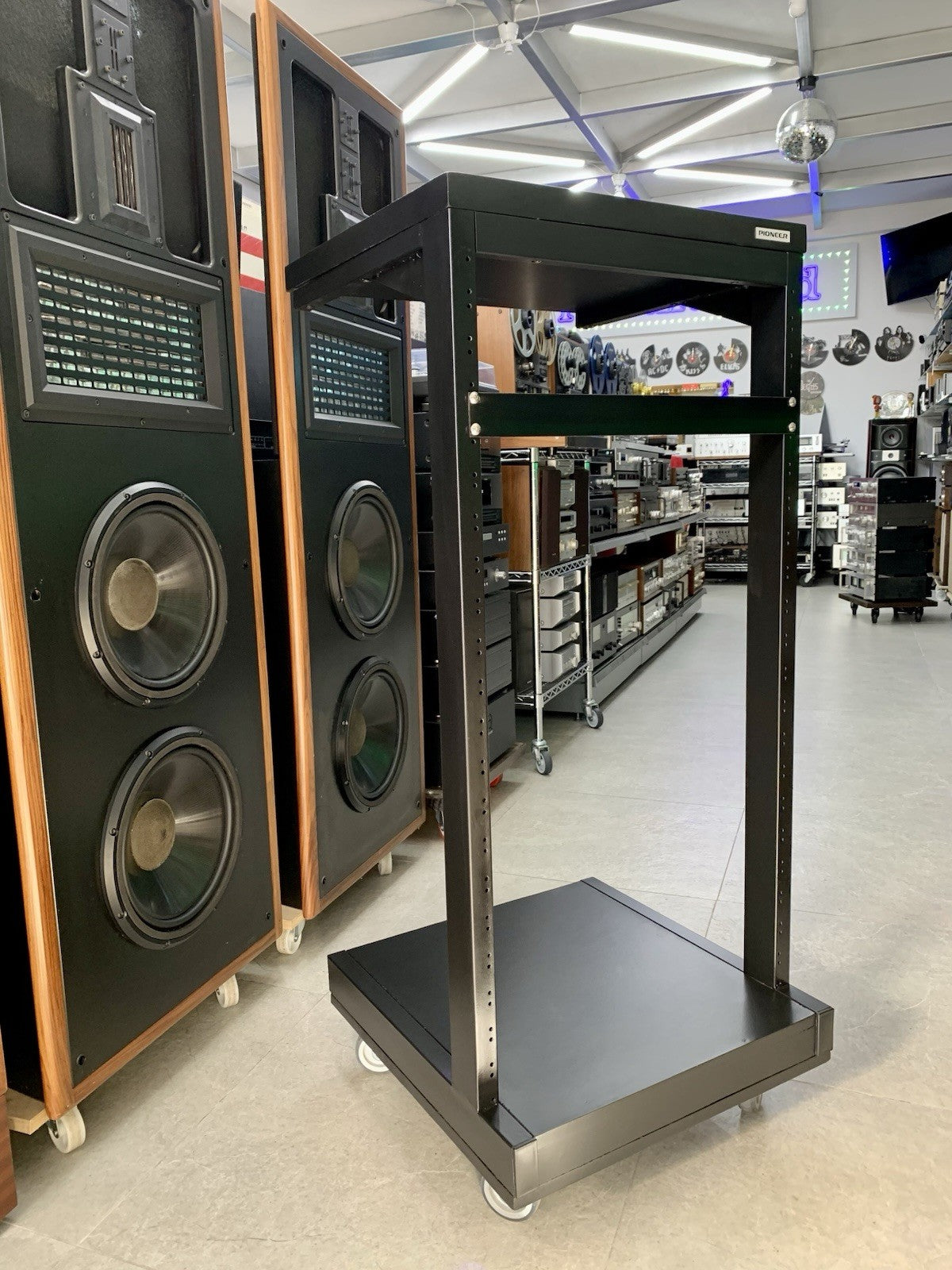 PIONEER JA-R2S BLACK SPEC Audio Rack 19" Wheeels (Replica 1:1) 21 Rack Units NEW