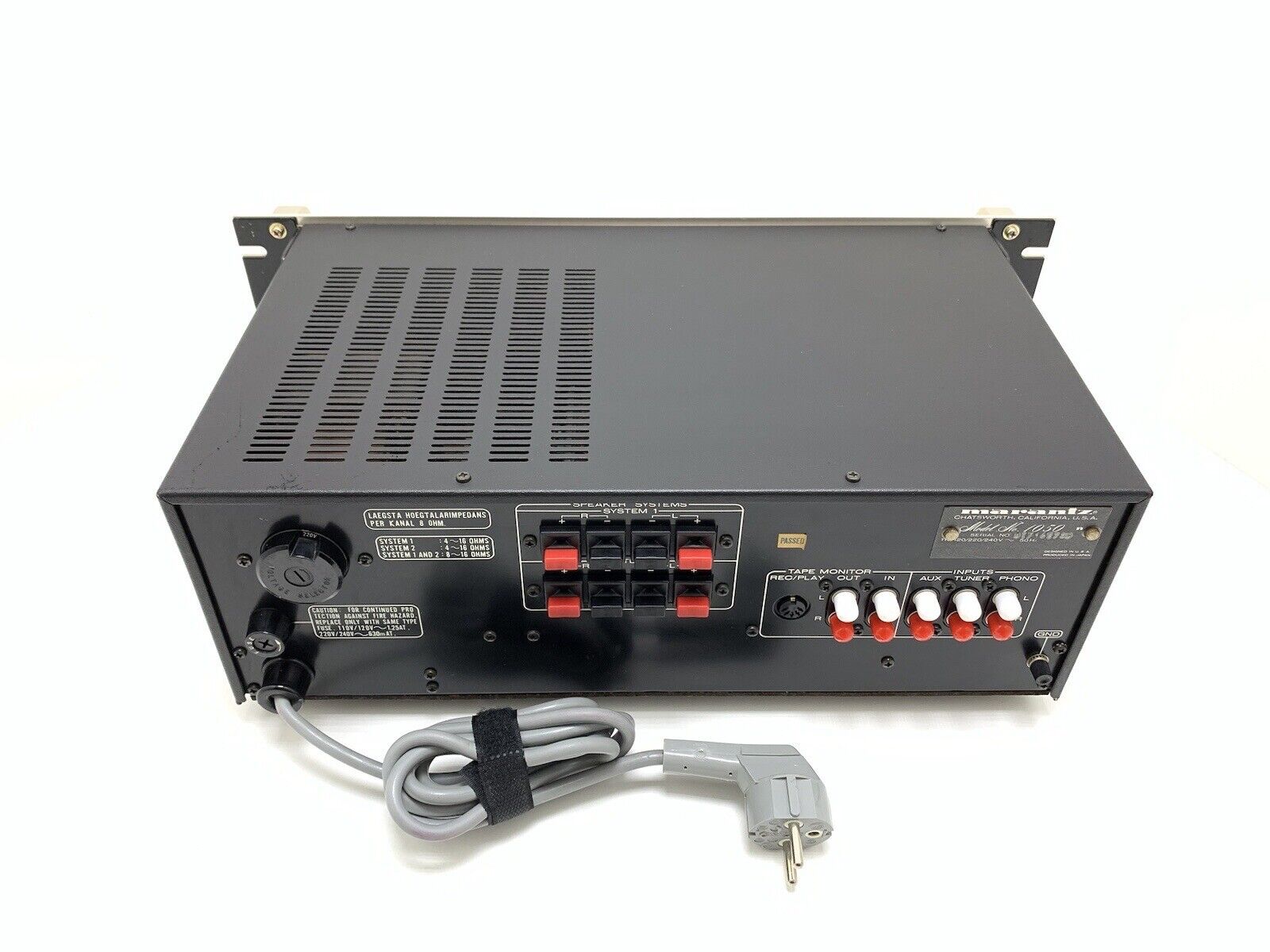 MARANTZ 1050 Rack Stereo Integrated Amplifier 50 RMS Vintage 1978 WORK Good Look