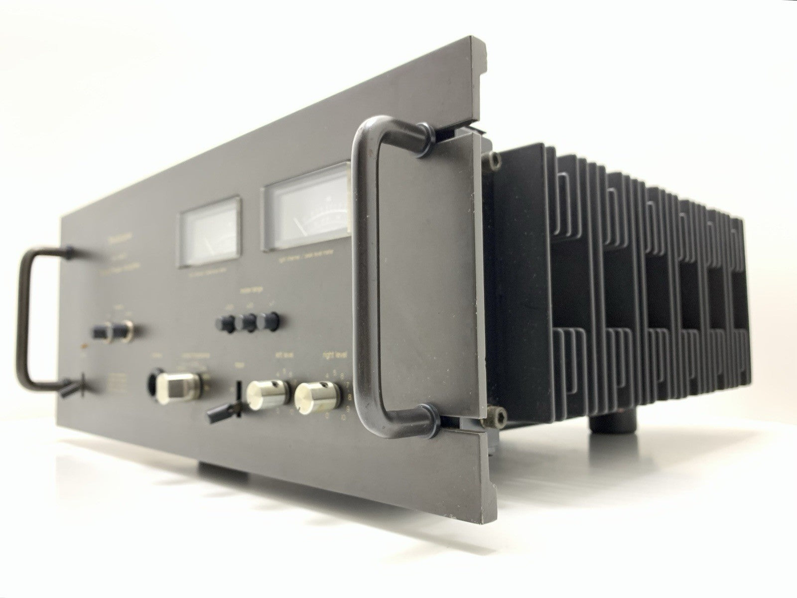 TECHNICS SE 9600 Power Amplifier 2 X 110 Watts RMS Vintage 1975 WORK GOOD LOOK