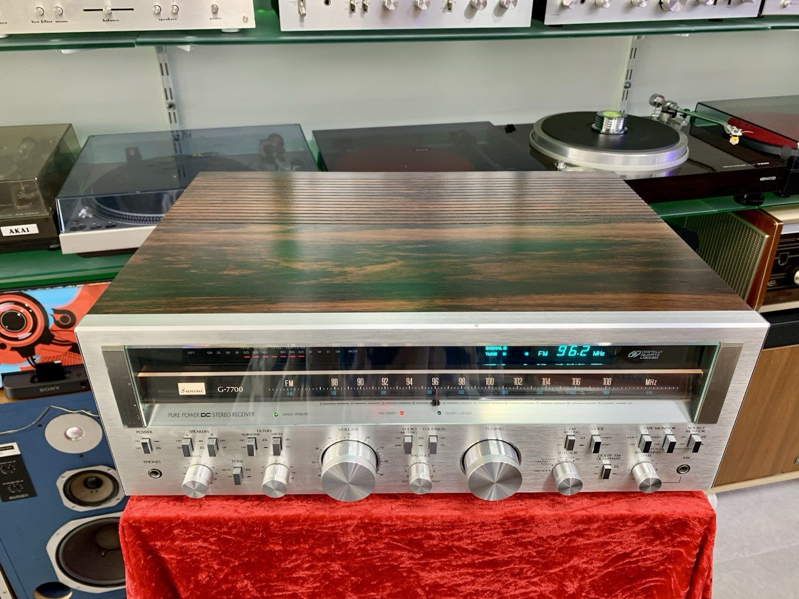 SANSUI G 7700 Top Stereo Receiver 2 X 120 Watts RMS Vintage 1979 WORK GOOD LOOK