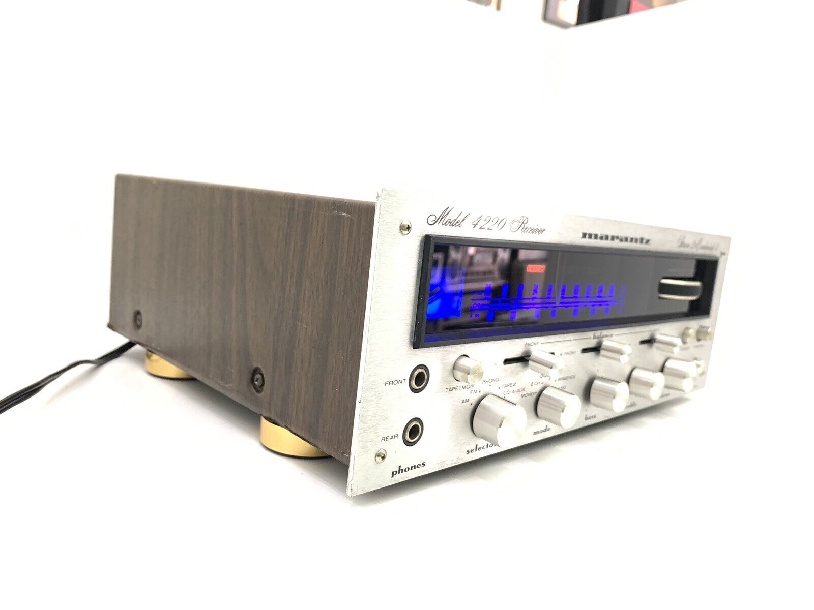 MARANTZ 4220 Receiver Stereo Quadradial Hi End 40 Wats RMS Vintage 1975 LIKE NEW