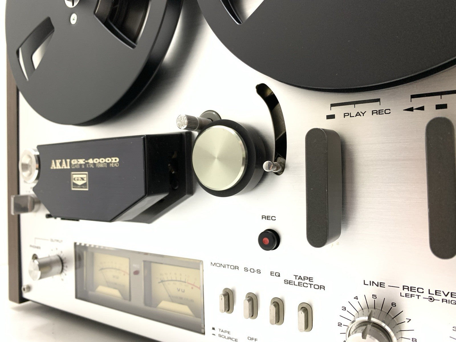AKAI GX 4000D Reel to Reel Stereo 3Head 4 Track Tape Vintage 1976 WORK Good Look
