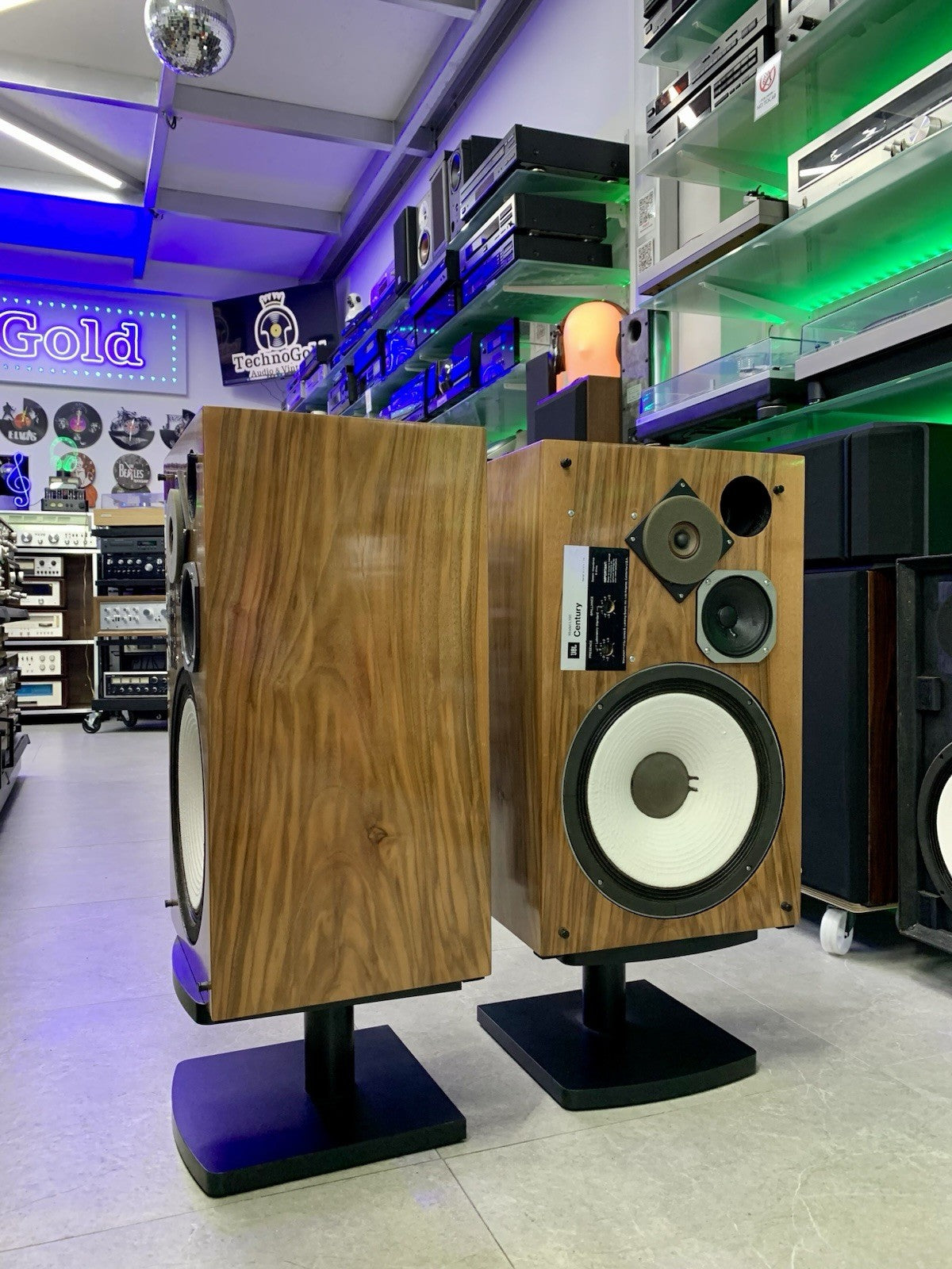 JBL L 100 Century LEGENDARY Studio Monitor Speakers Vintage 1970 WORK Like New