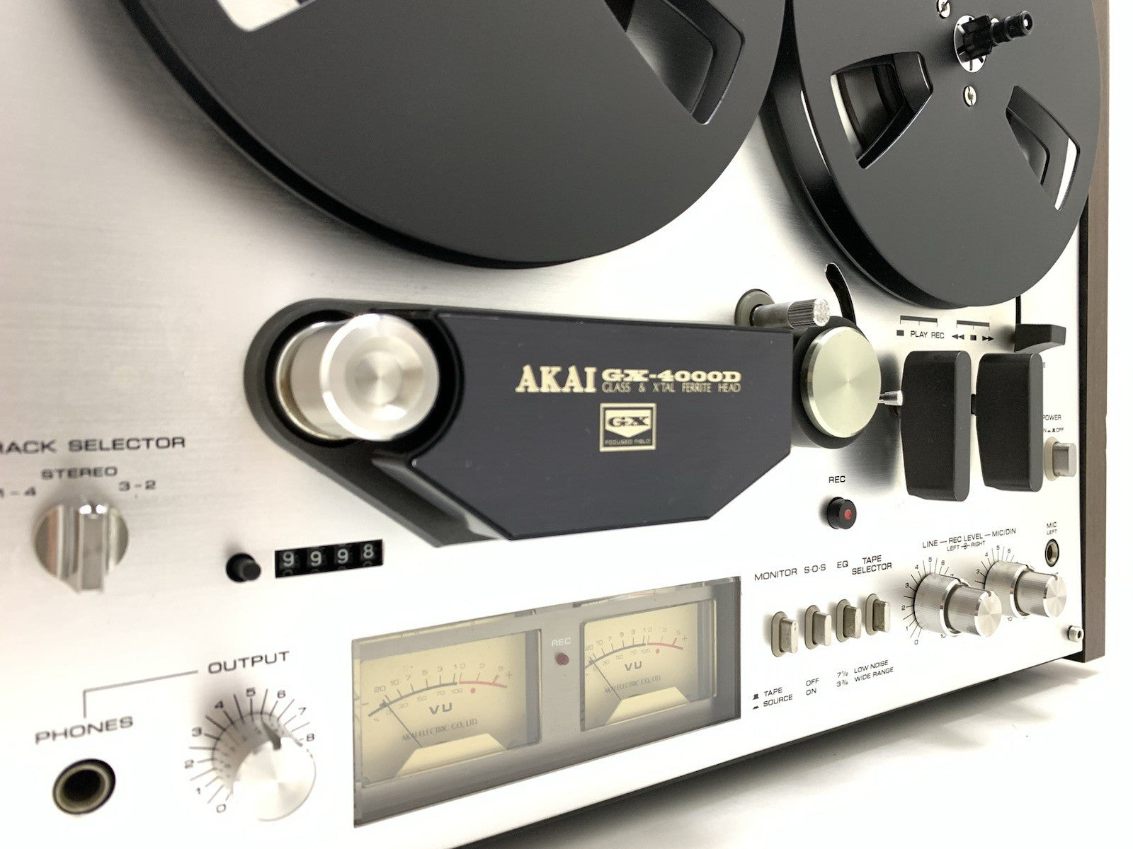 AKAI GX 4000D Reel to Reel Stereo 3Head 4 Track Tape Vintage 1976 WORK Good Look
