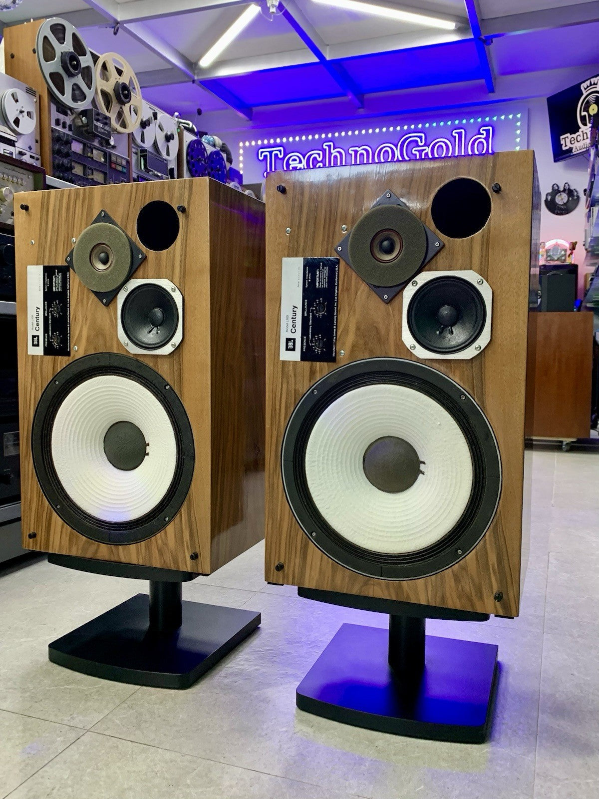JBL L 100 Century LEGENDARY Studio Monitor Speakers Vintage 1970 WORK Like New