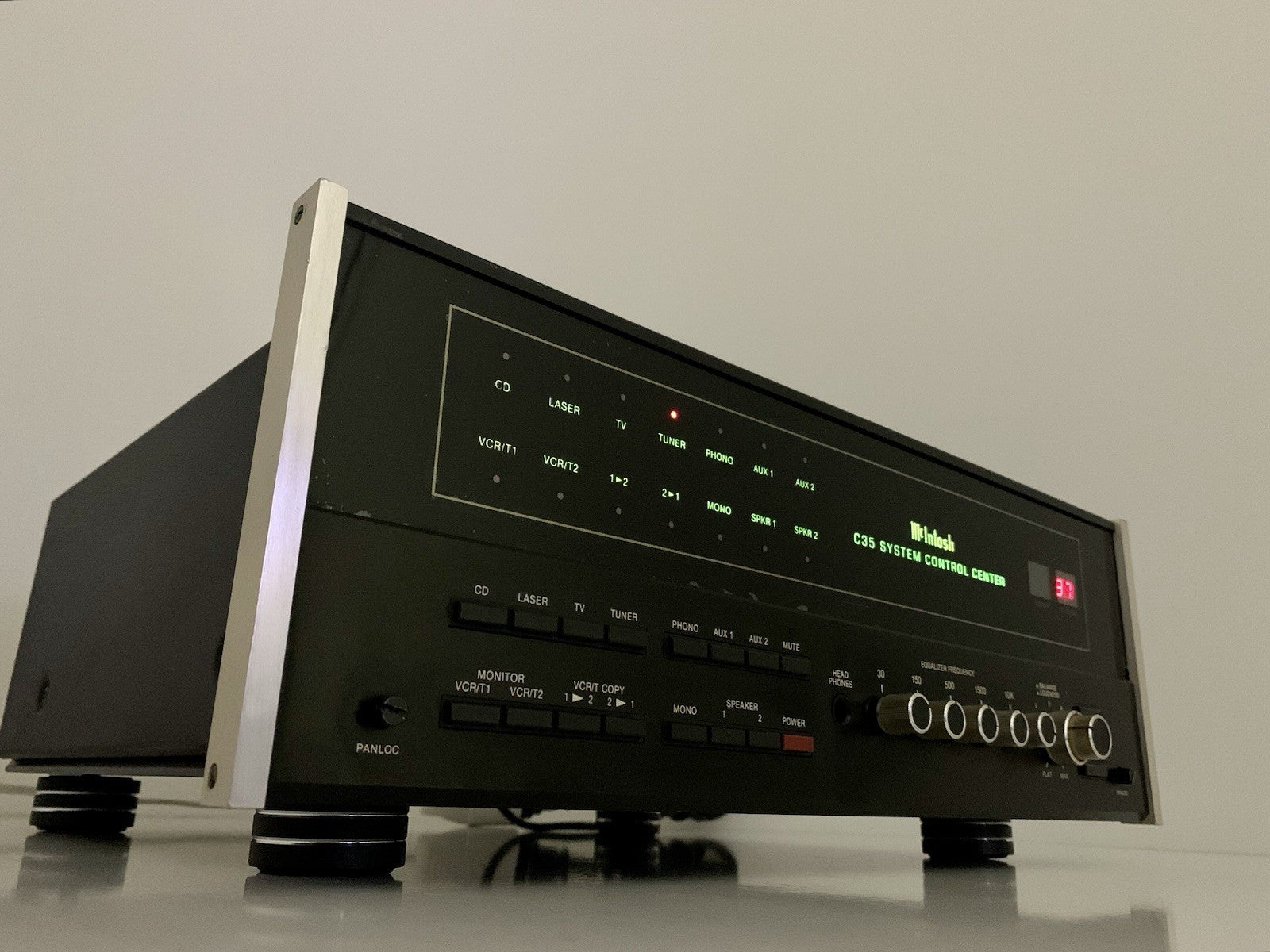 McINTOSH C 35 System Control Center Stereo Pre Amplifier Vintage WORK Good Look