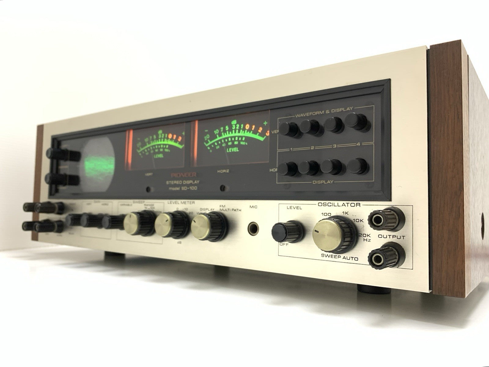 PIONEER SD 100 Stereo Display Audio Scope VERY RARE Vintage 1971 WORK Good Look