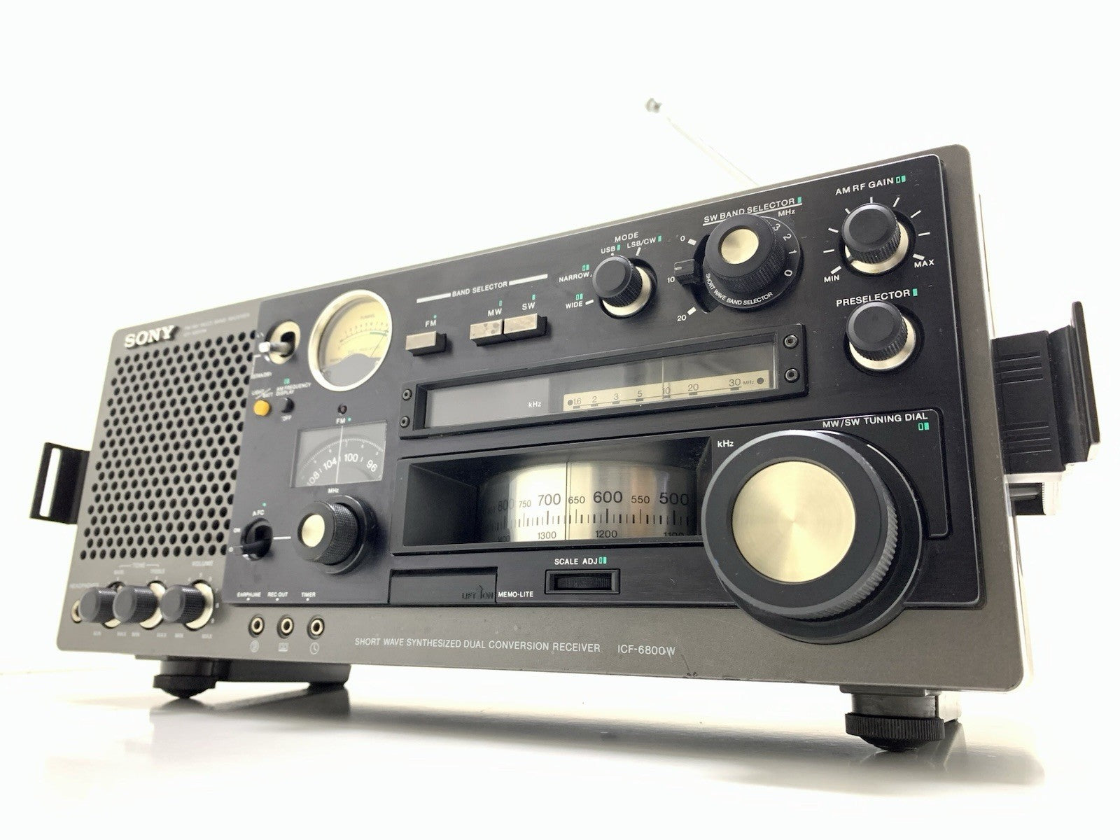 Sony ICF 6800W World Band Receiver Radio Multiband Vintage