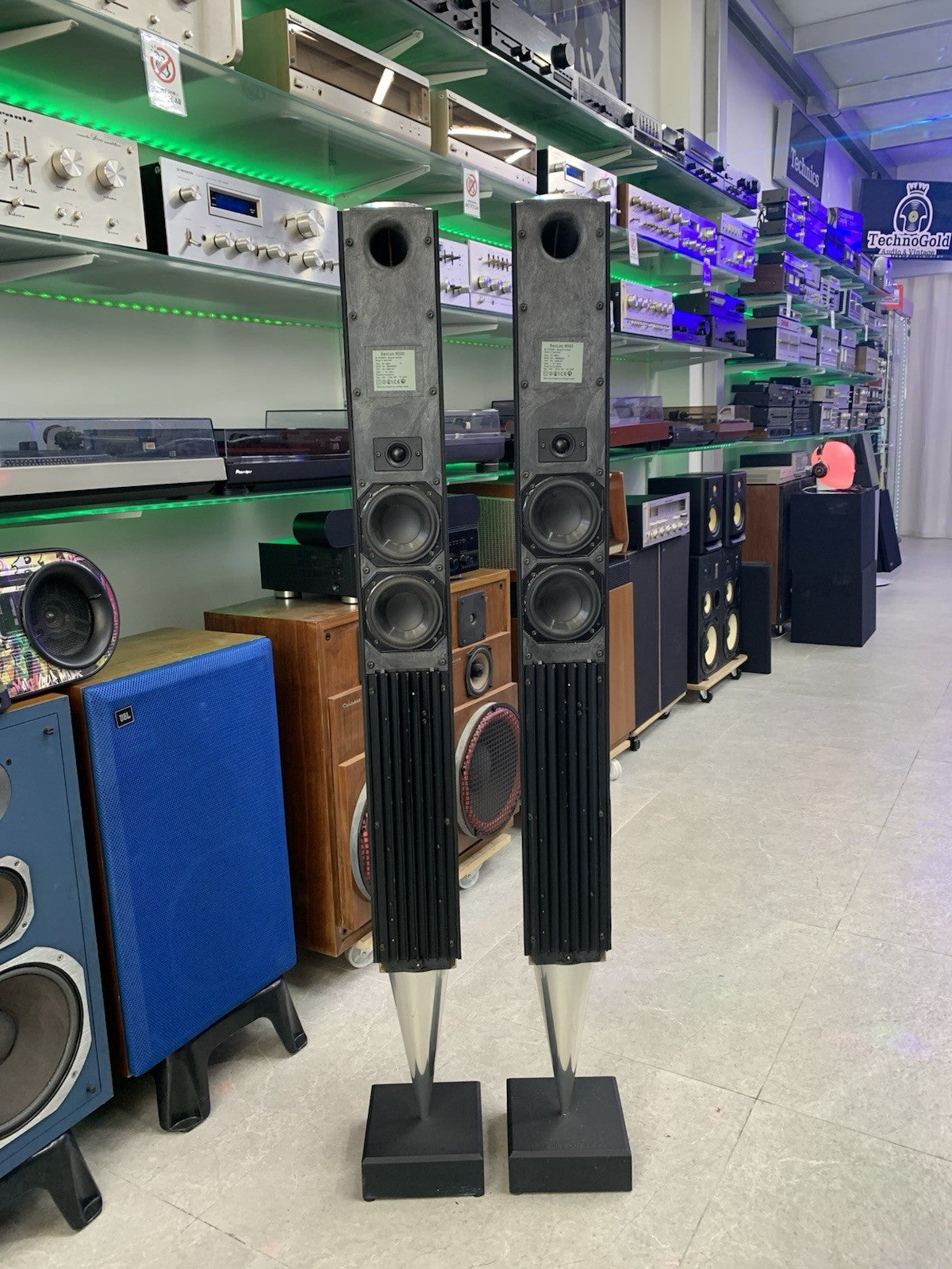 スピーカー・ウーファー Bang&Olfsen beolab8000 B&O m0s8600 Bang Olufsen B&o BEOLAB 8000 Vintage Active Speaker 2 Way 125WRMS