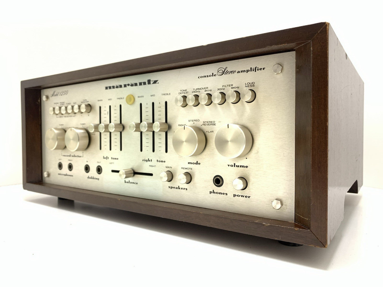 MARANTZ 1250 Console Stereo Amplifier 125+125 W RMS Vintage 1977 WORK Good Look