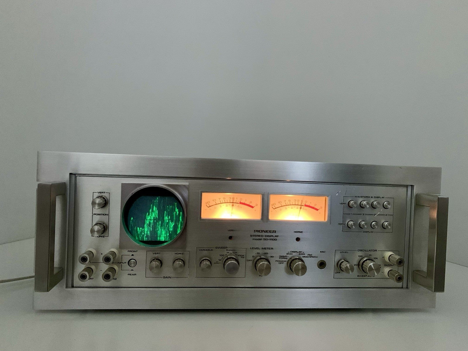 PIONEER SD-1100 Stereo Rack Display Audio Scope RARE Vintage 1972 WORK Good Look