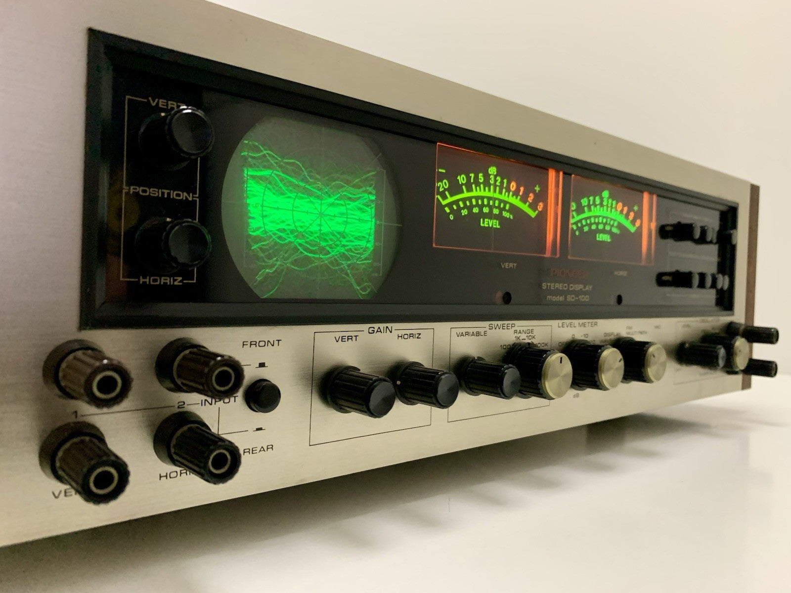 PIONEER SD 100 Stereo Display Audio Scope VERY RARE Vintage 1971 WORK Good Look