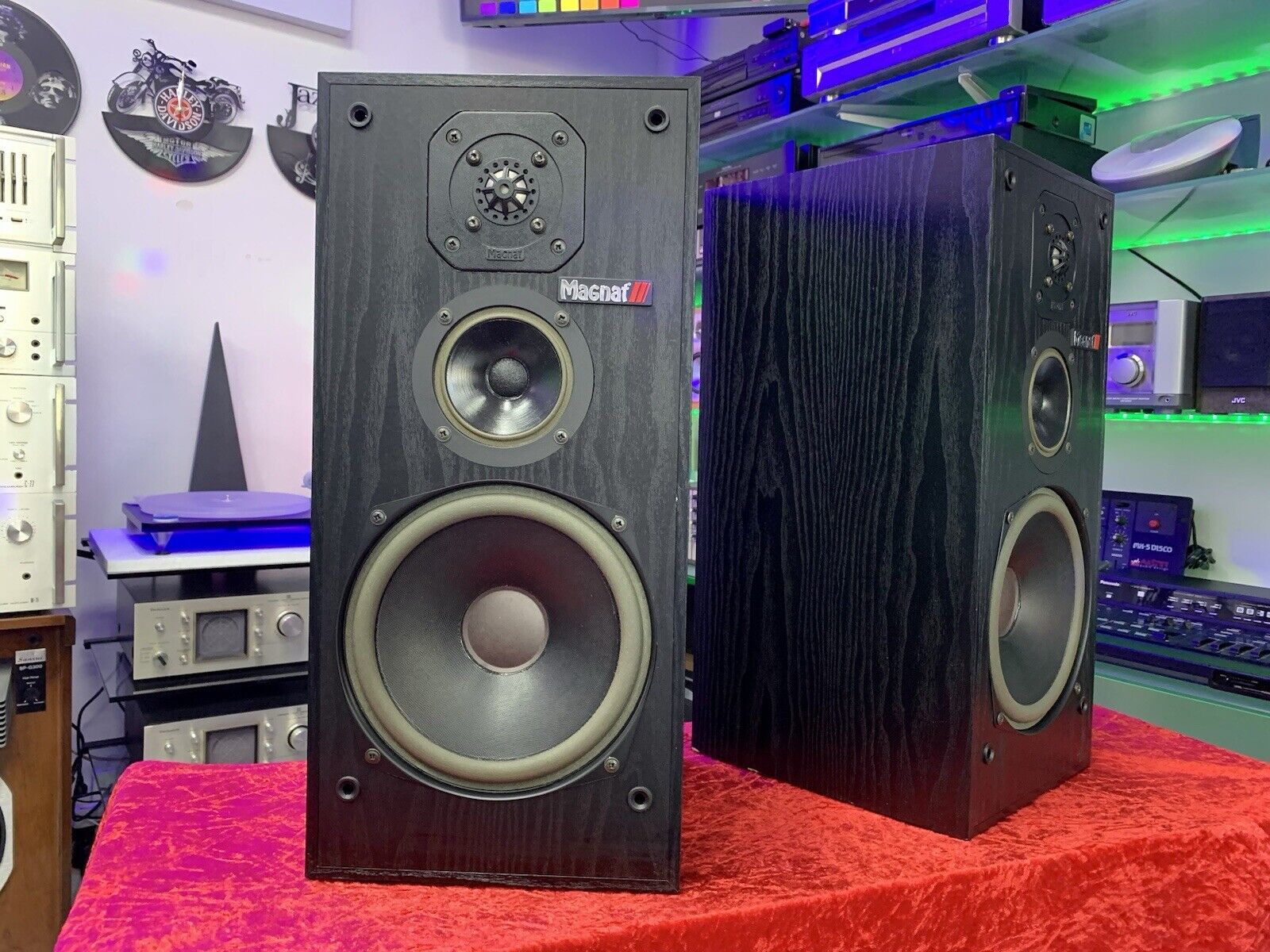 MAGNAT CONCEPT 3 Speaker 3 Way 130 Watts RMS Vintage WORK Good Look
