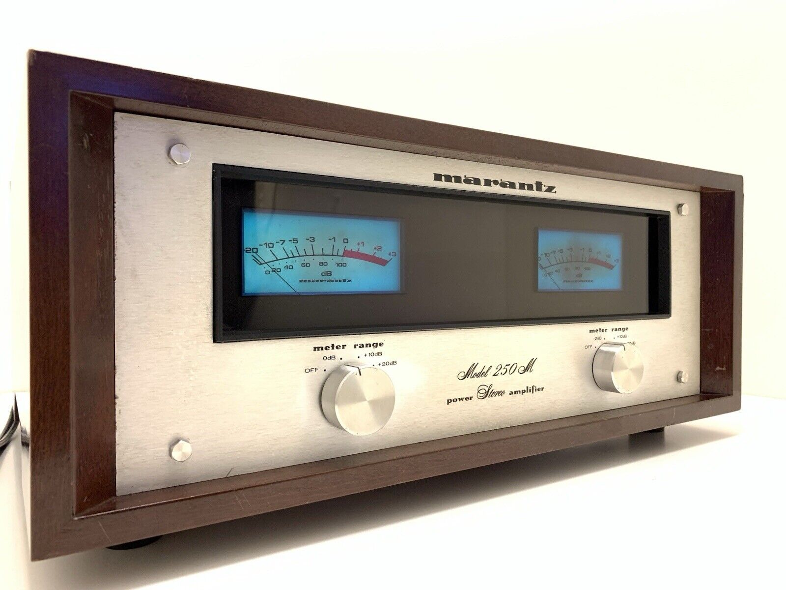 MARANTZ 250M Stereo Power Amplifier Wood Box 250WRMS Vintage 1976 WORK Good Look