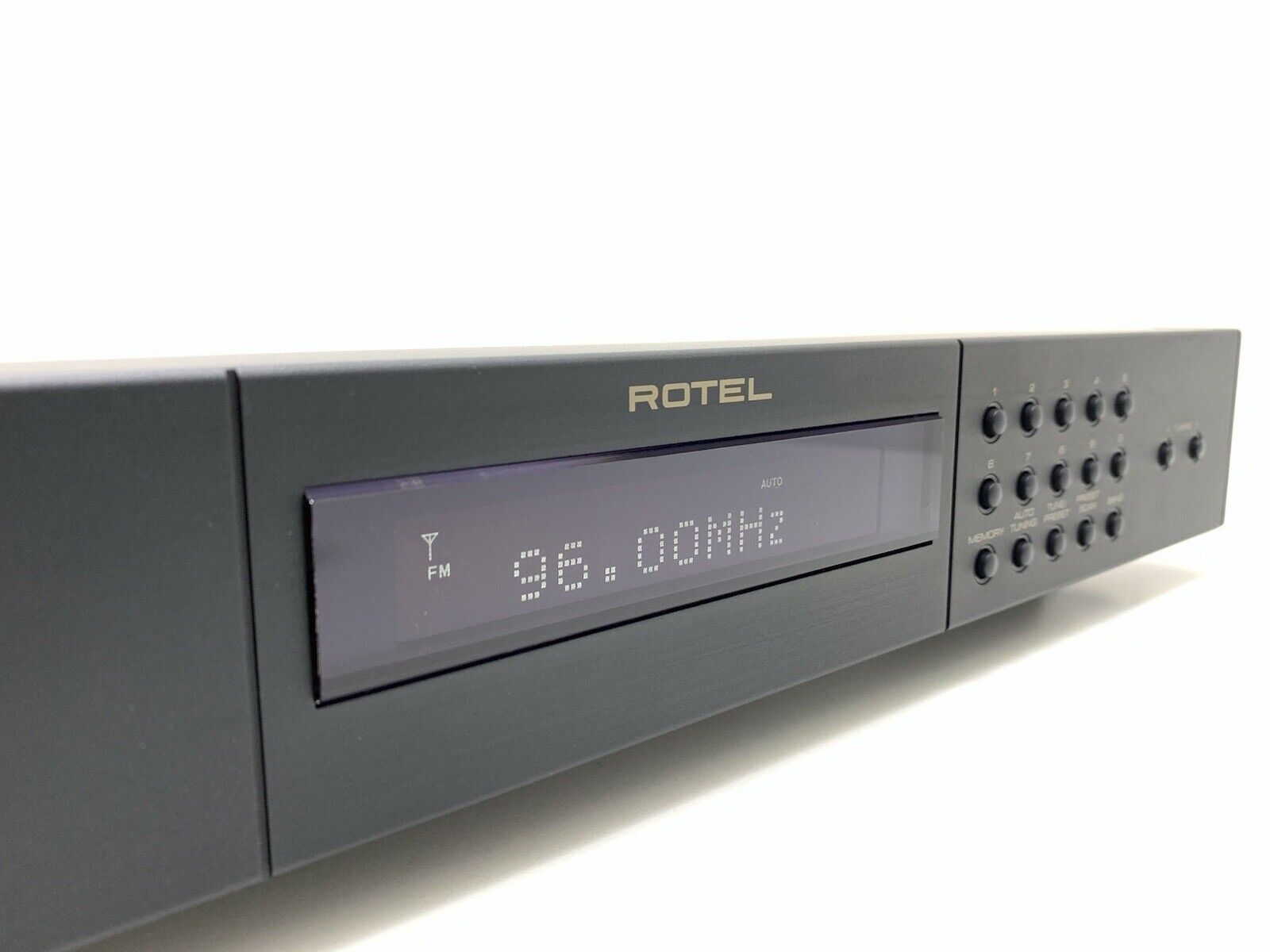ROTEL RT 02 AM/FM Stereo Tuner Digital RDS Remote Hi End Vintage WORK Good Look