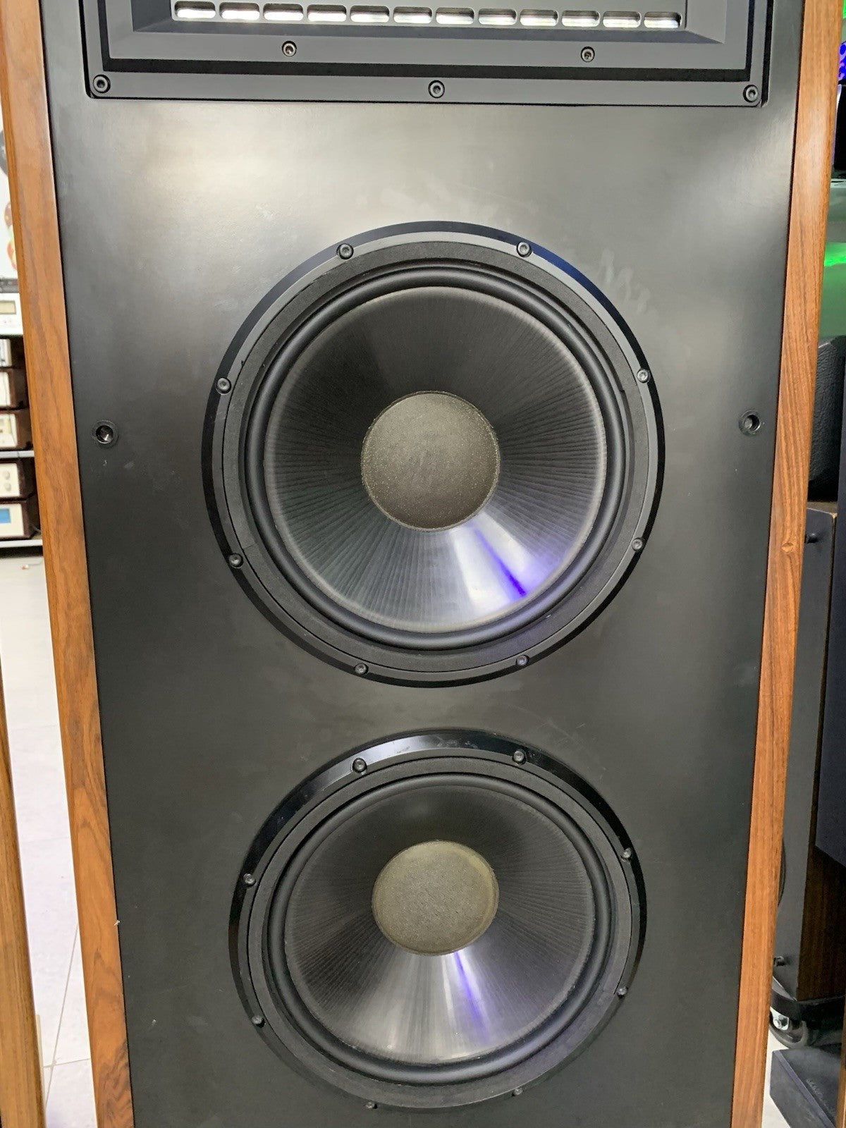 INFINITY IRS DELTA GAMMA Legendary  Speakers Vintage 1987 Refurbished Good LOOK