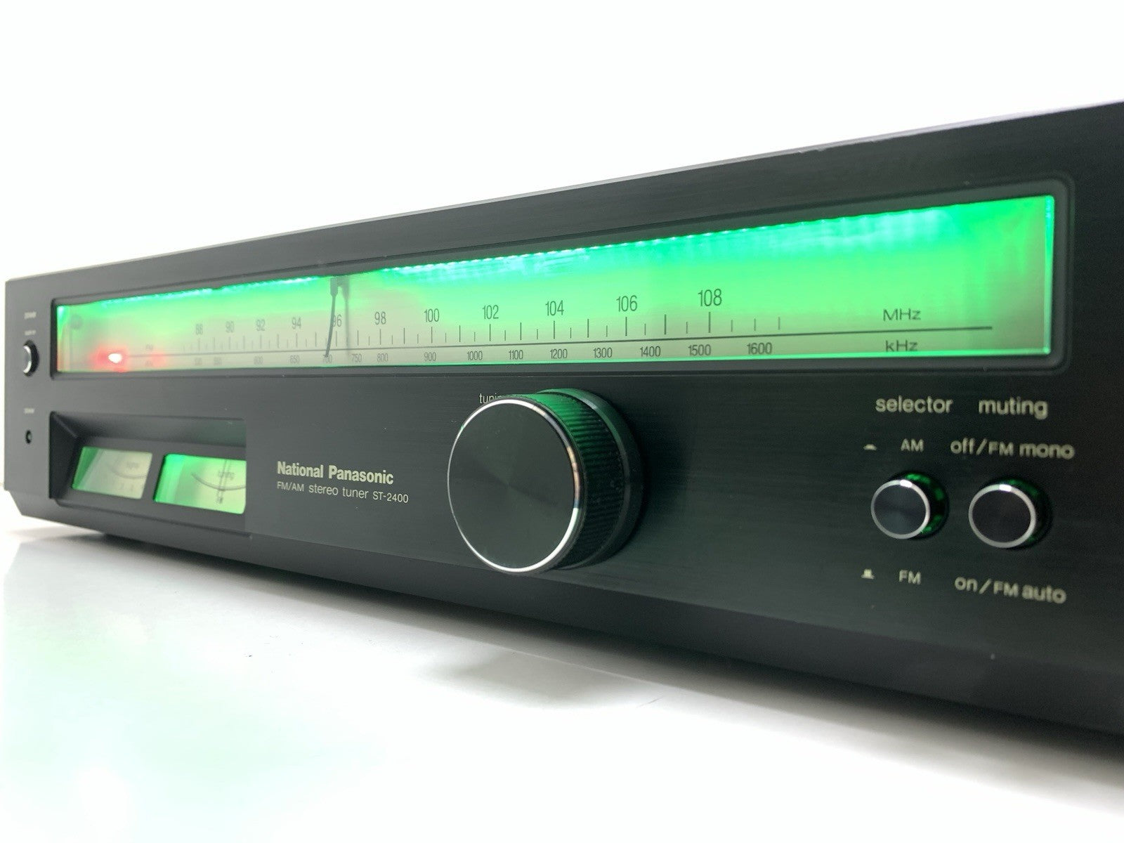 NATIONAL PANASONIC ST 2400 AM/FM Stereo Tuner Vintage 1974 Work Good Look