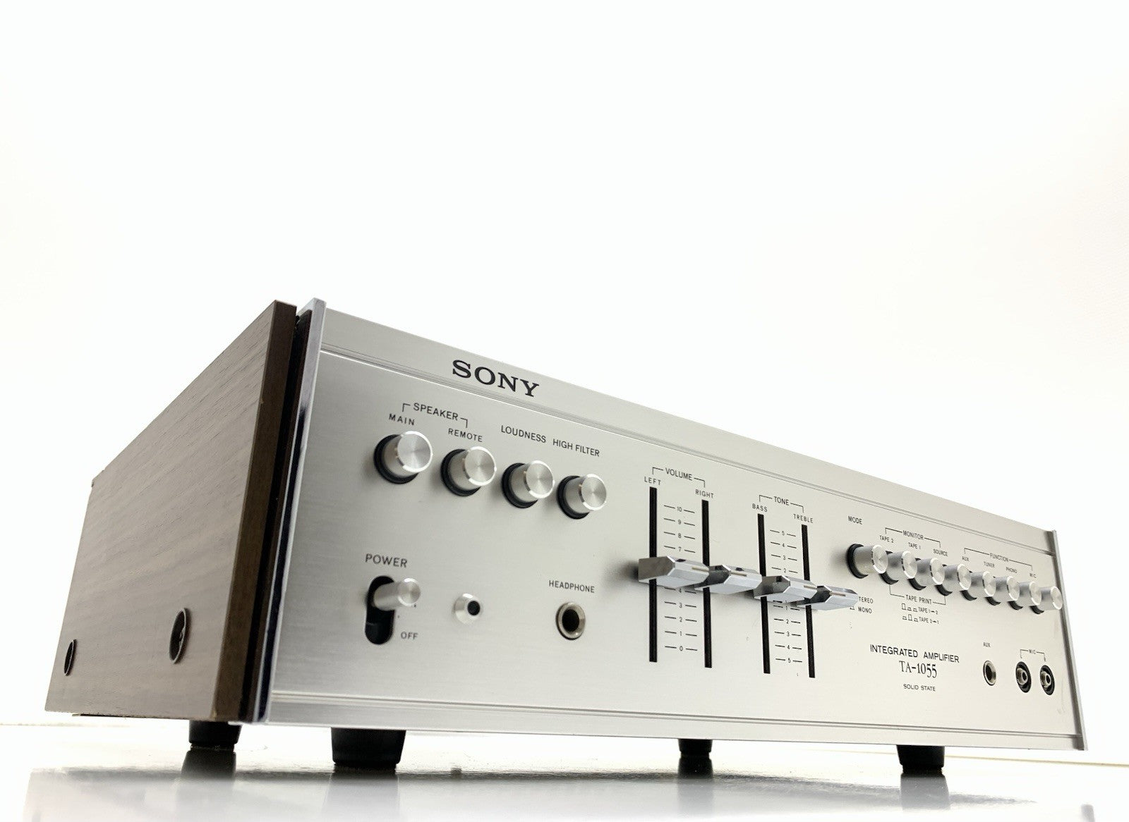 SONY TA 1055 Integrated Stereo Amplifier 23+23 W RMS Vintage 1973 WORK Good Look