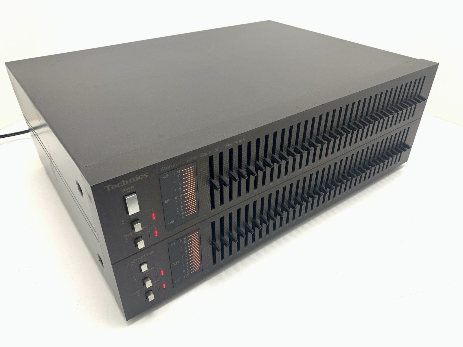 TECHNICS SH 8065 Stereo Graphic Equalizer 33 Bands Vintage 1983 Work Good Look