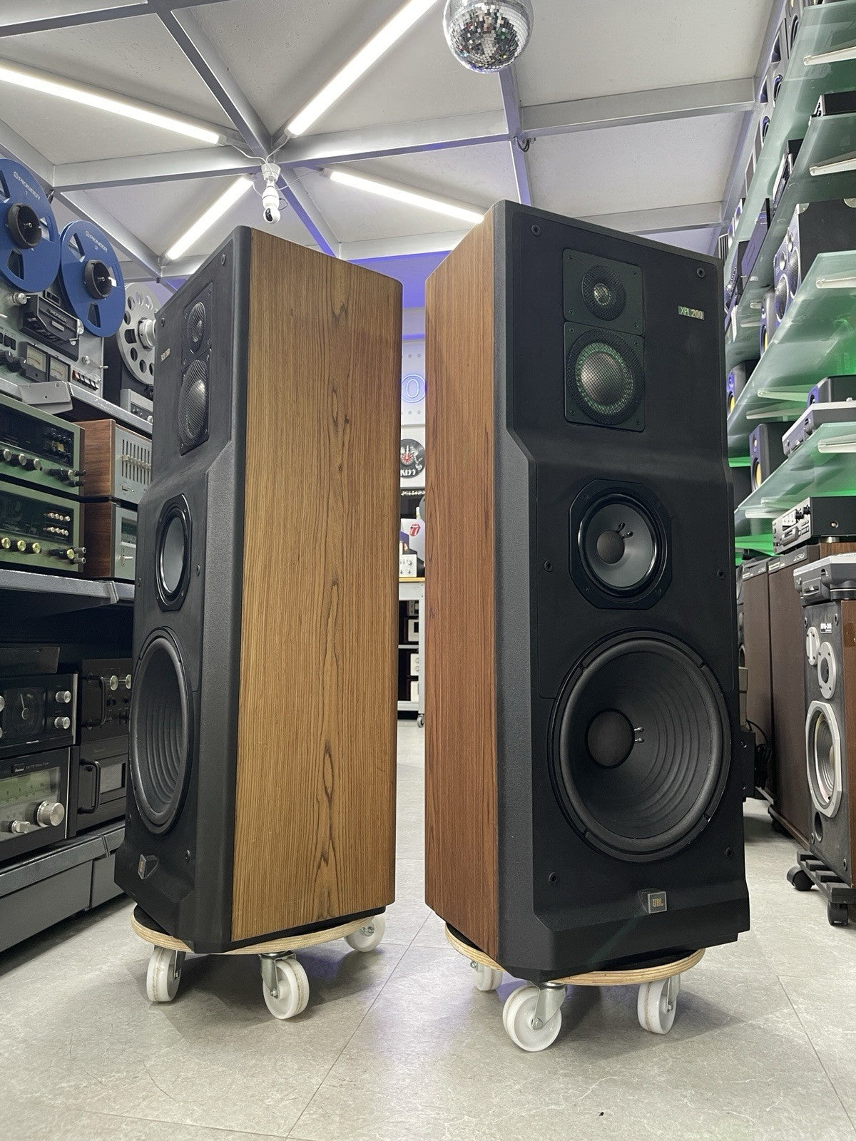 JBL XPL 200 LEGENDARY 4 Way Speakers 200 Watts RMS Vintage 1989 WORK Good Look