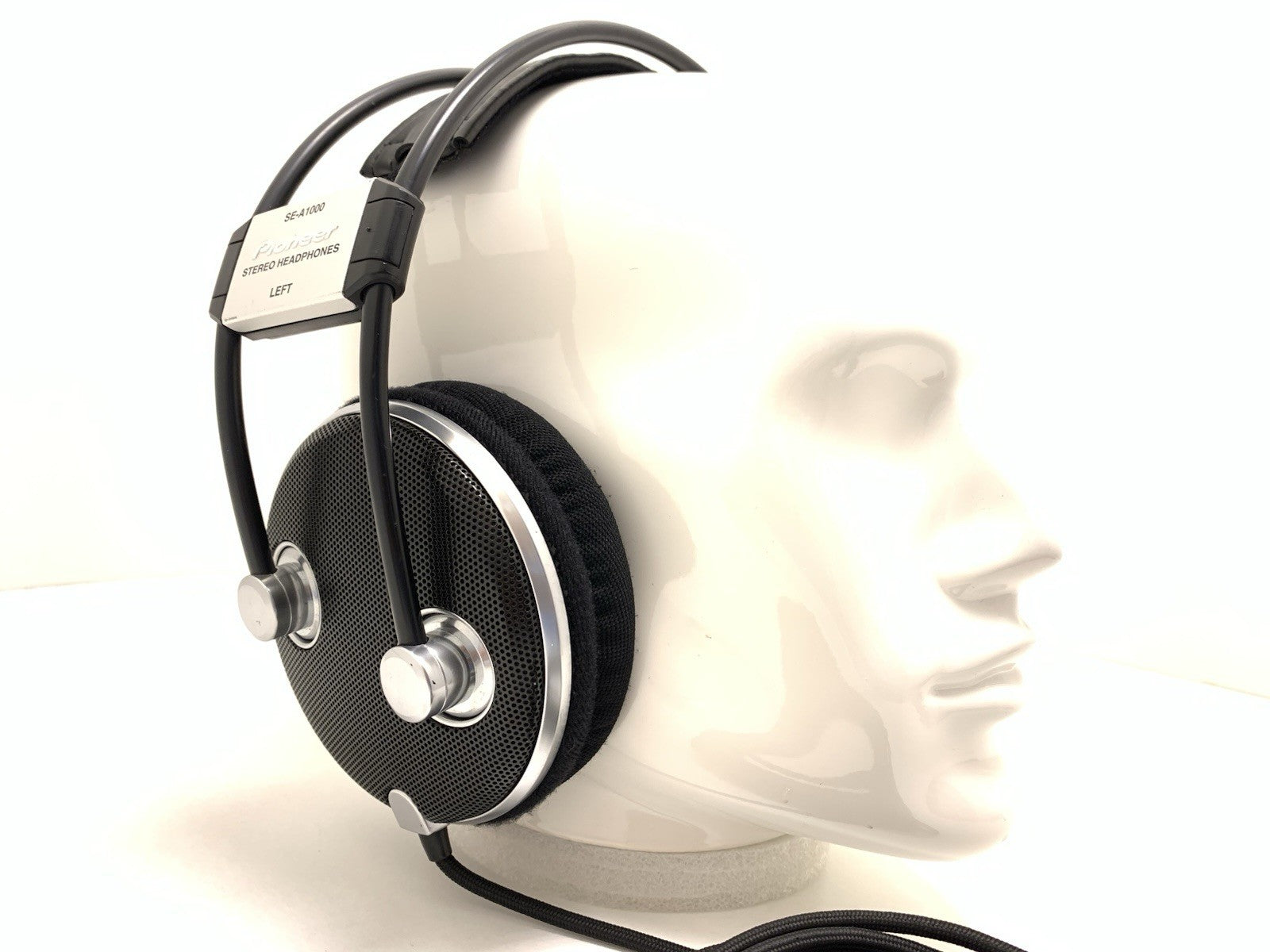 PIONEER SE A1000 Professional Stereo Headphones Hi-Fi Open Air 2010 Good Look