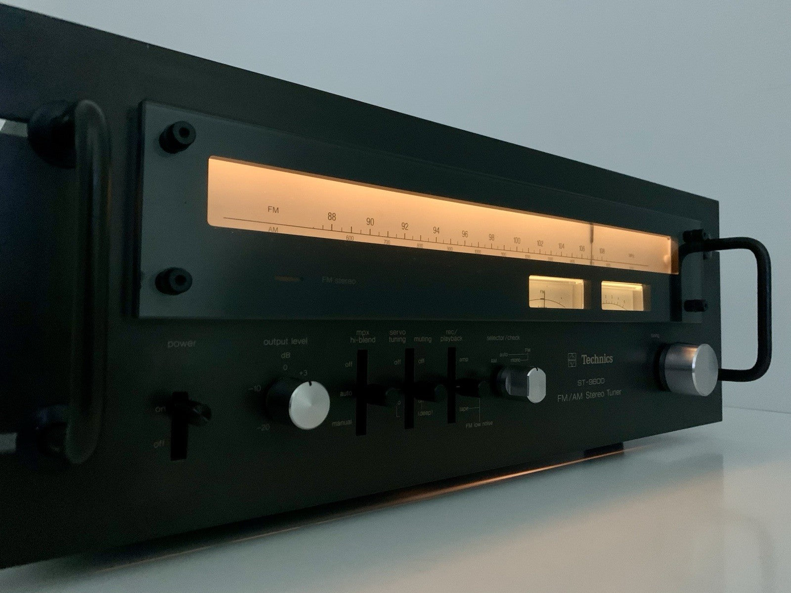 TECHNICS ST 9600 AM/FM Stereo Tuner Classic Hi Fi Vintage 1977 Working Good Look