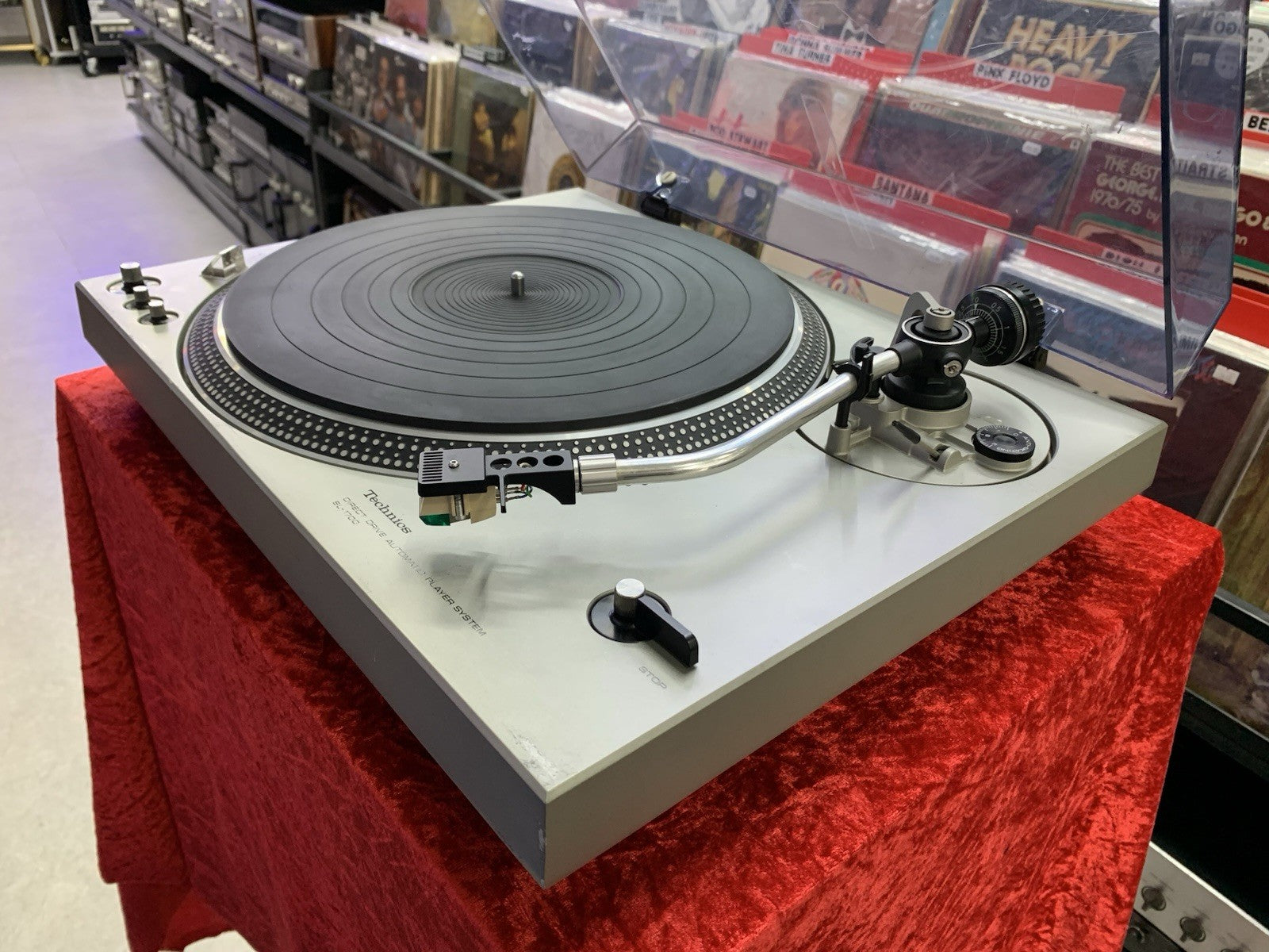 Technics SL 1700 Direct Drive Automatic Turntable VINTAGE 1976 Working Good Look
