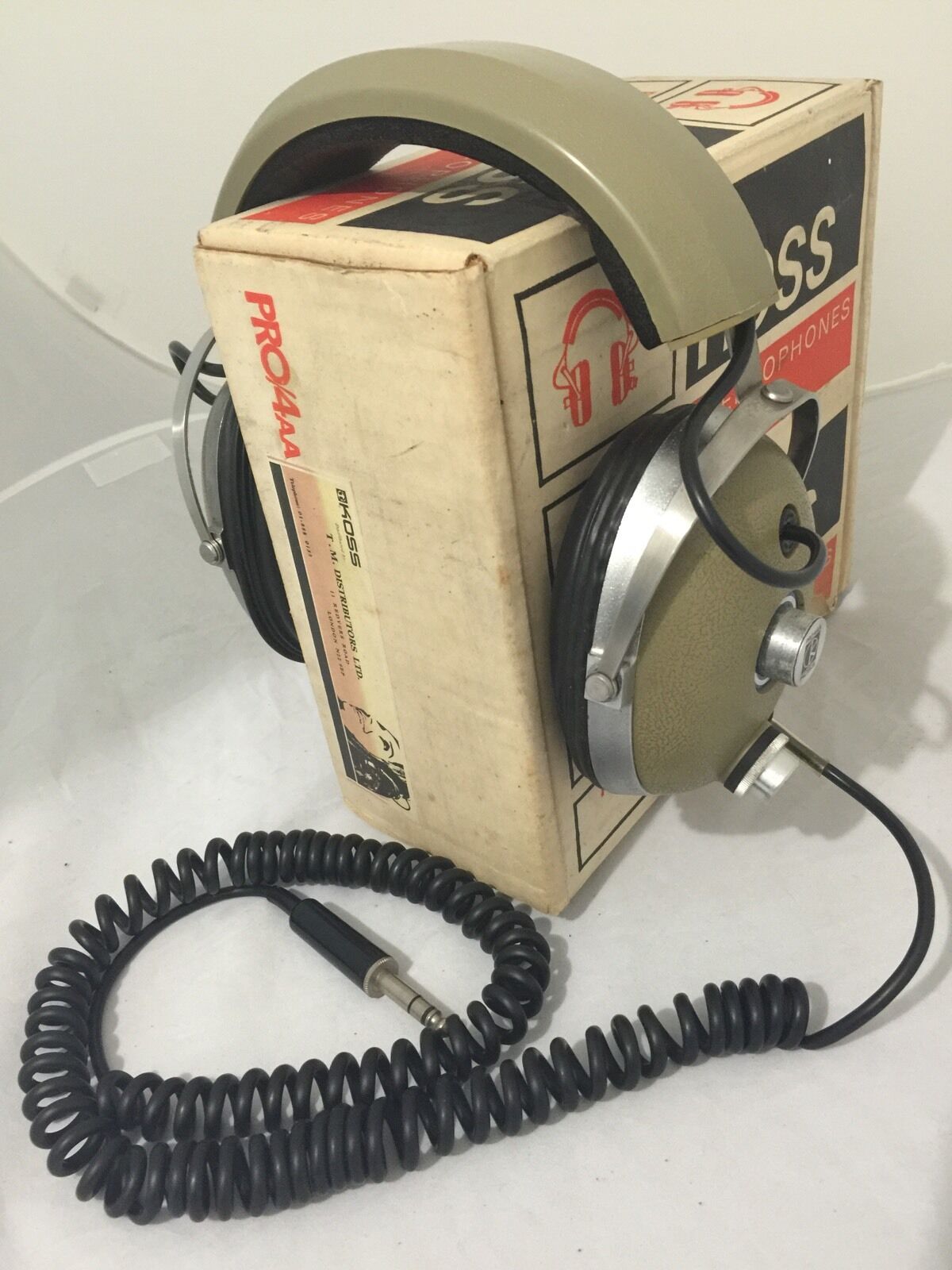 KOSS PRO4AA Professional Headphones PRO 4AA Very Rare Vintage 1970 With Good Box