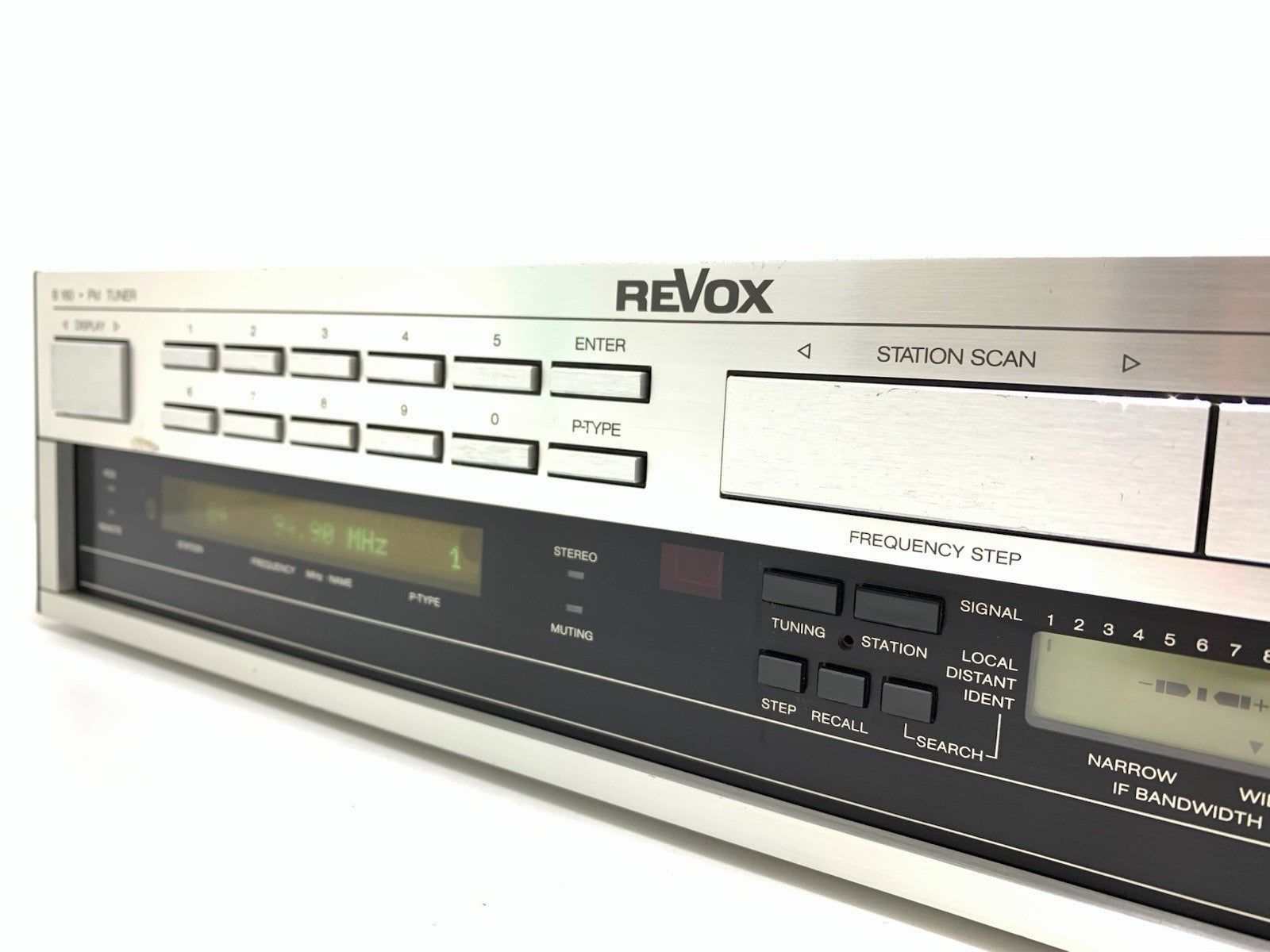 STUDER REVOX B 160 Stereo FM RDS Tuner High End Vintage 1988 WORKING Good Look
